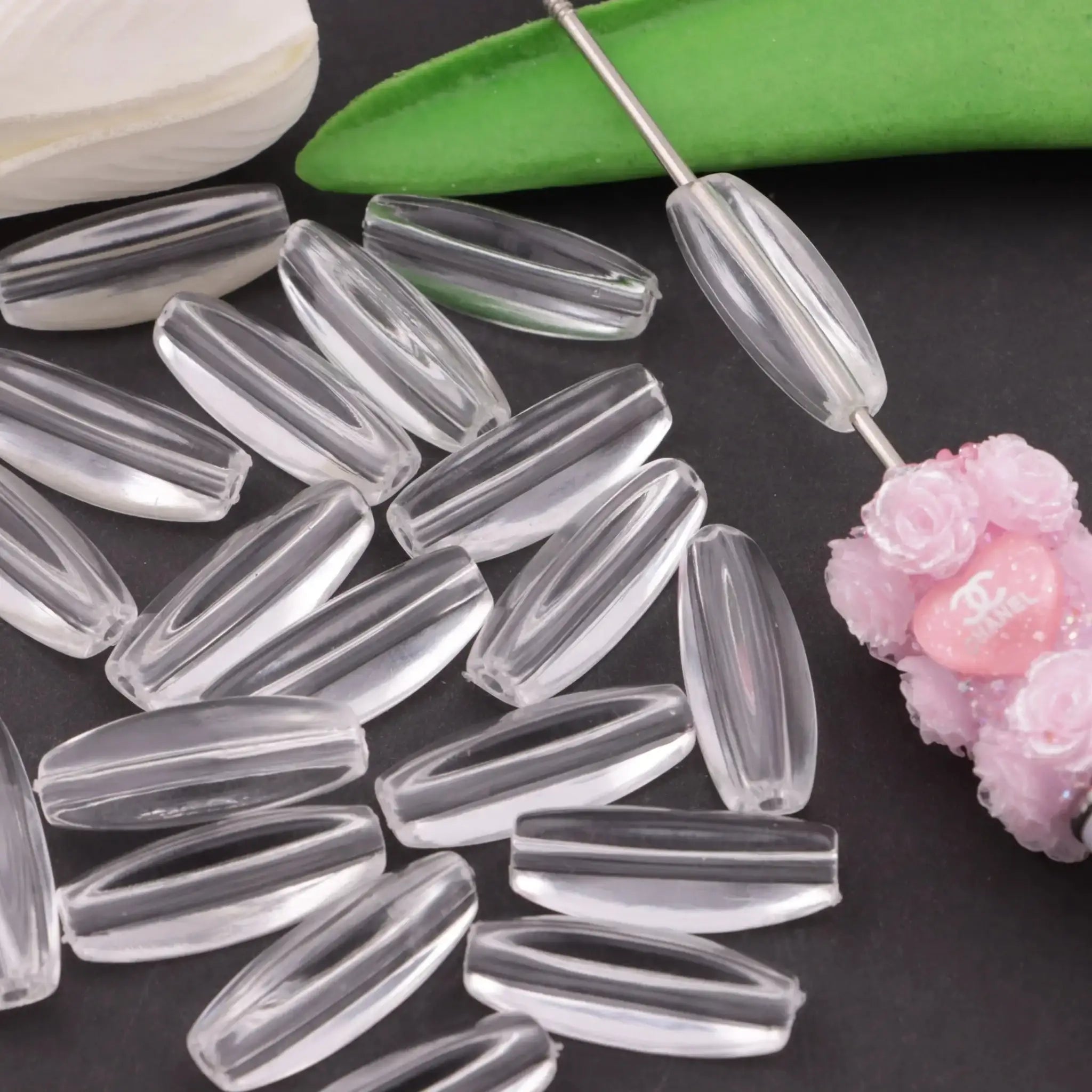 FS1501-25mm Long Three-Sided Diamond Based Beads -Zoe DIY Wholesale