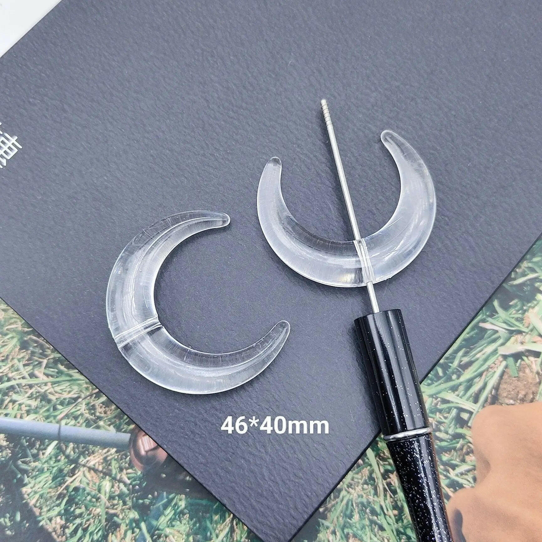 FS1600-46*40MM Medium Size Clear Moon Acrylic Based Beads Fit For Beadable Pens -Zoe DIY Wholesale