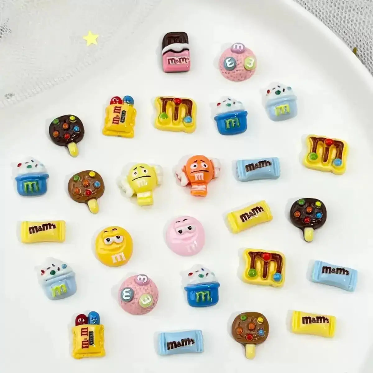 FS18278-Random Mixed M&M Resin Nail Charms -Zoe DIY Wholesale