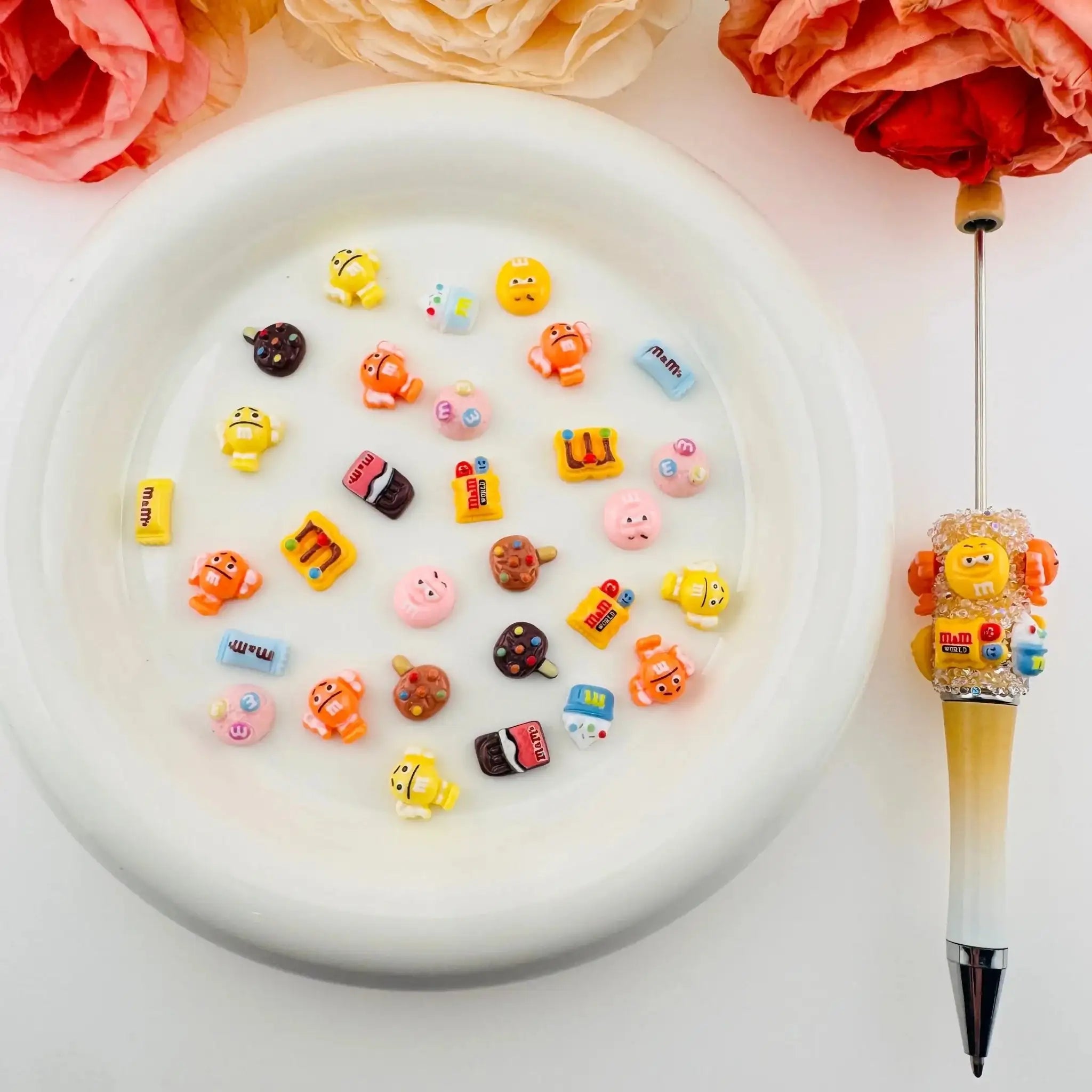 FS18278-Random Mixed M&M Resin Nail Charms -Zoe DIY Wholesale