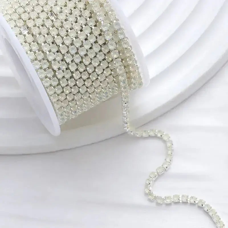 FS19153-9 Meters /Roll 2mm Size Mocha Crystal Color Chain -Zoe DIY Wholesale