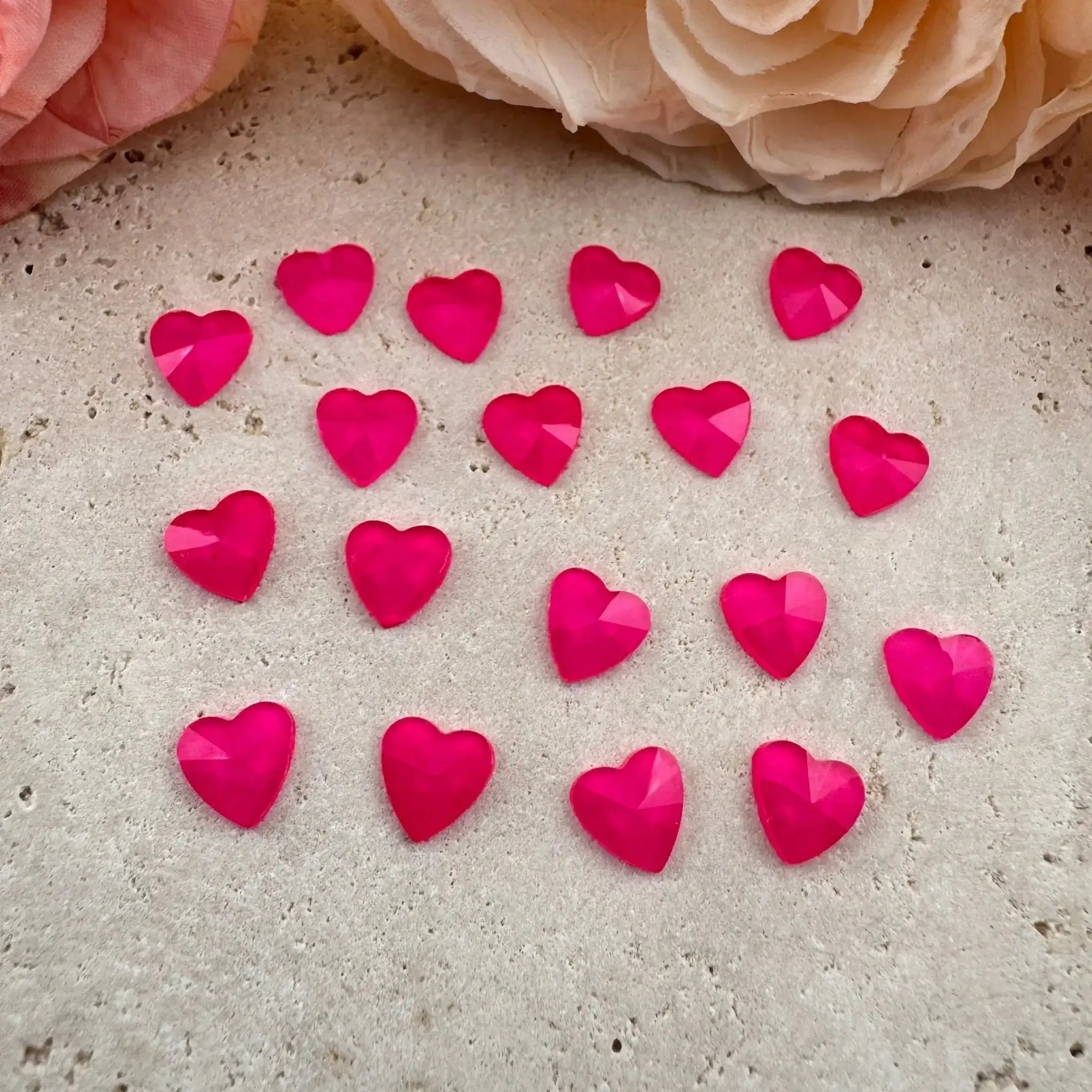 FS19158-About 7mm Neon Color Heart Glass Nail Charms -Zoe DIY Wholesale