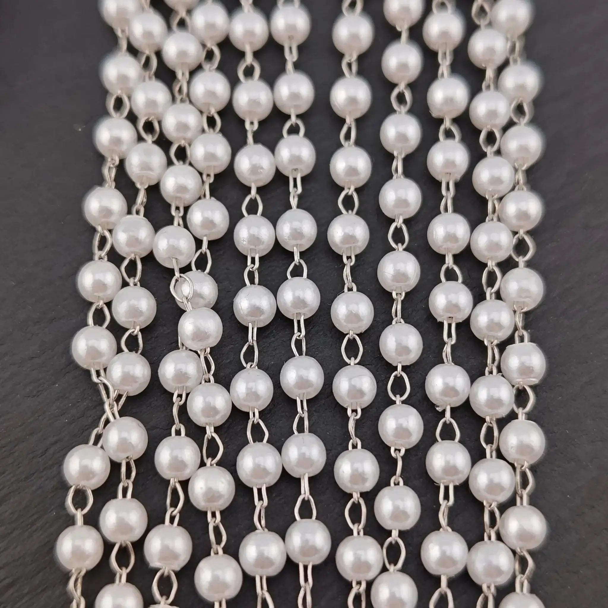 FS2087- 5 Meter 4mm Pearl Chain -Zoe DIY Wholesale