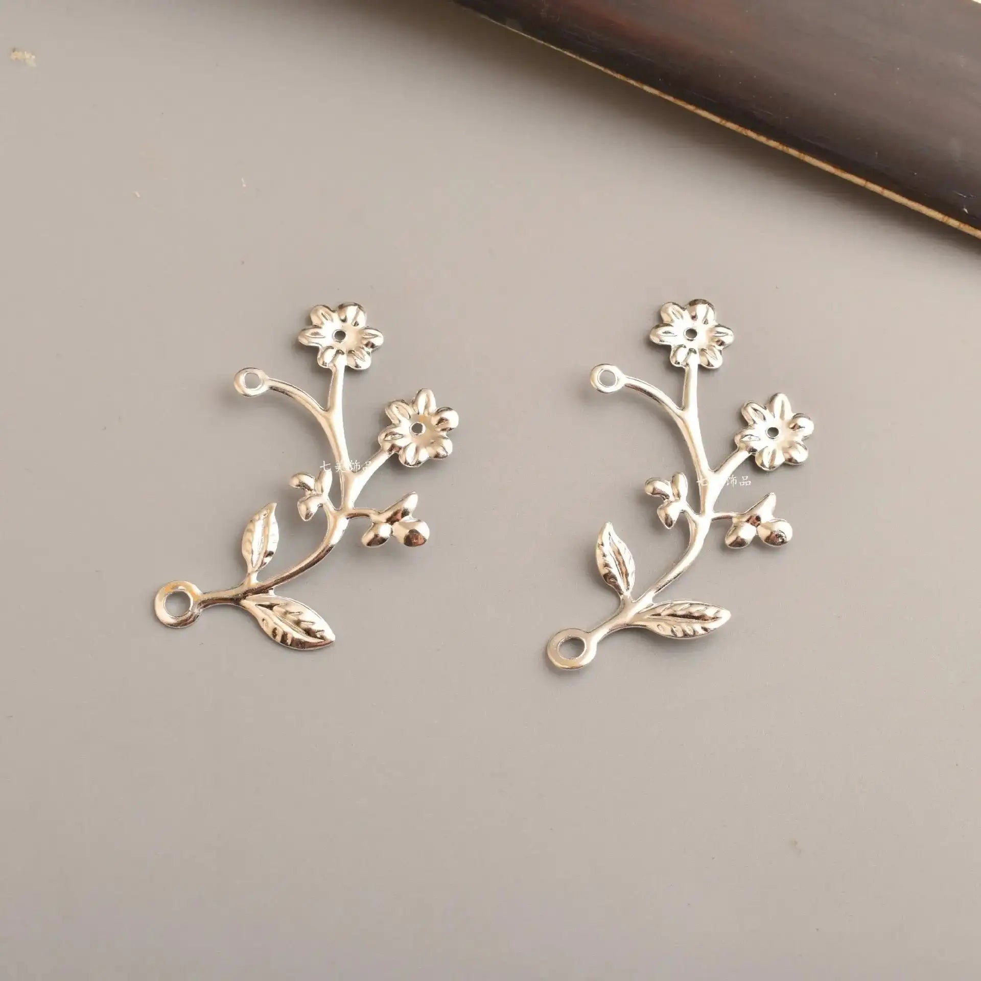 FS3033-Silver Metal Patch For Making Fancy Beads For DIY Project -Zoe DIY Wholesale