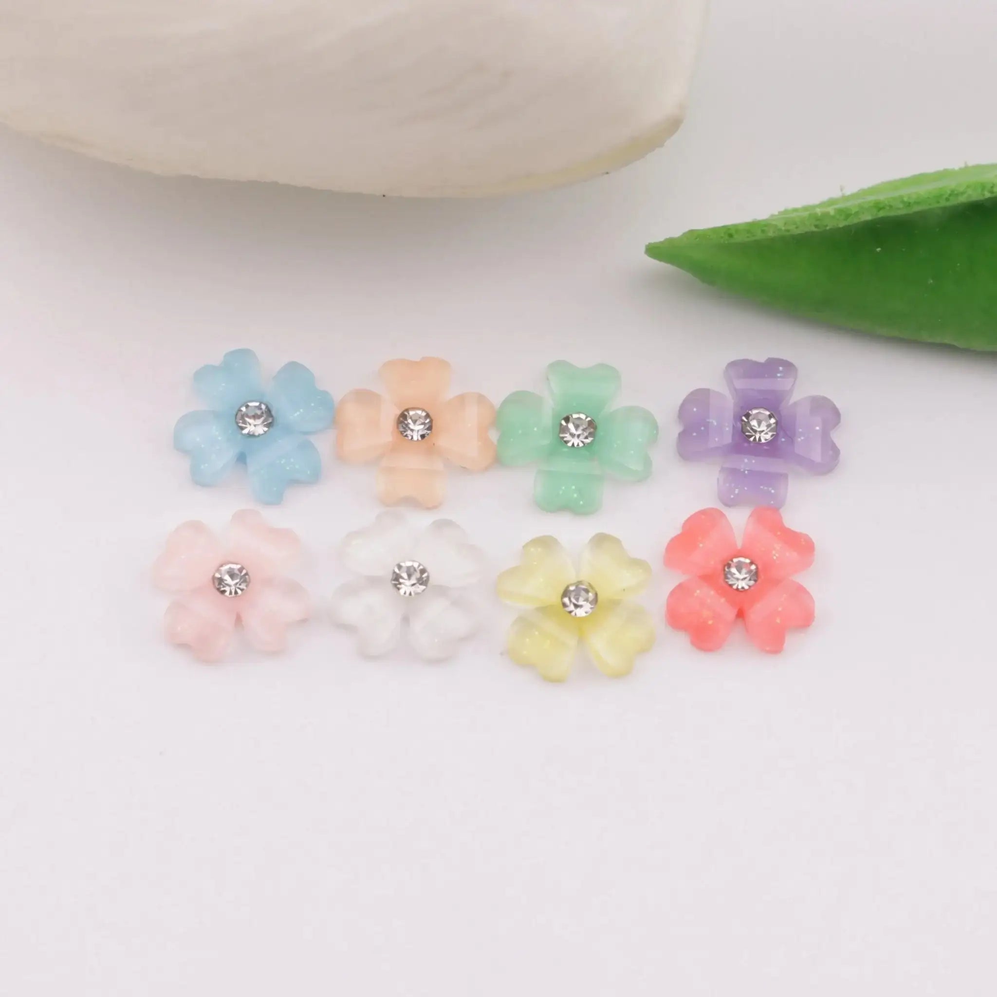 FS5711-8.3MM Four-Petals Heart Flower Charms With Diamonds -Zoe DIY Wholesale