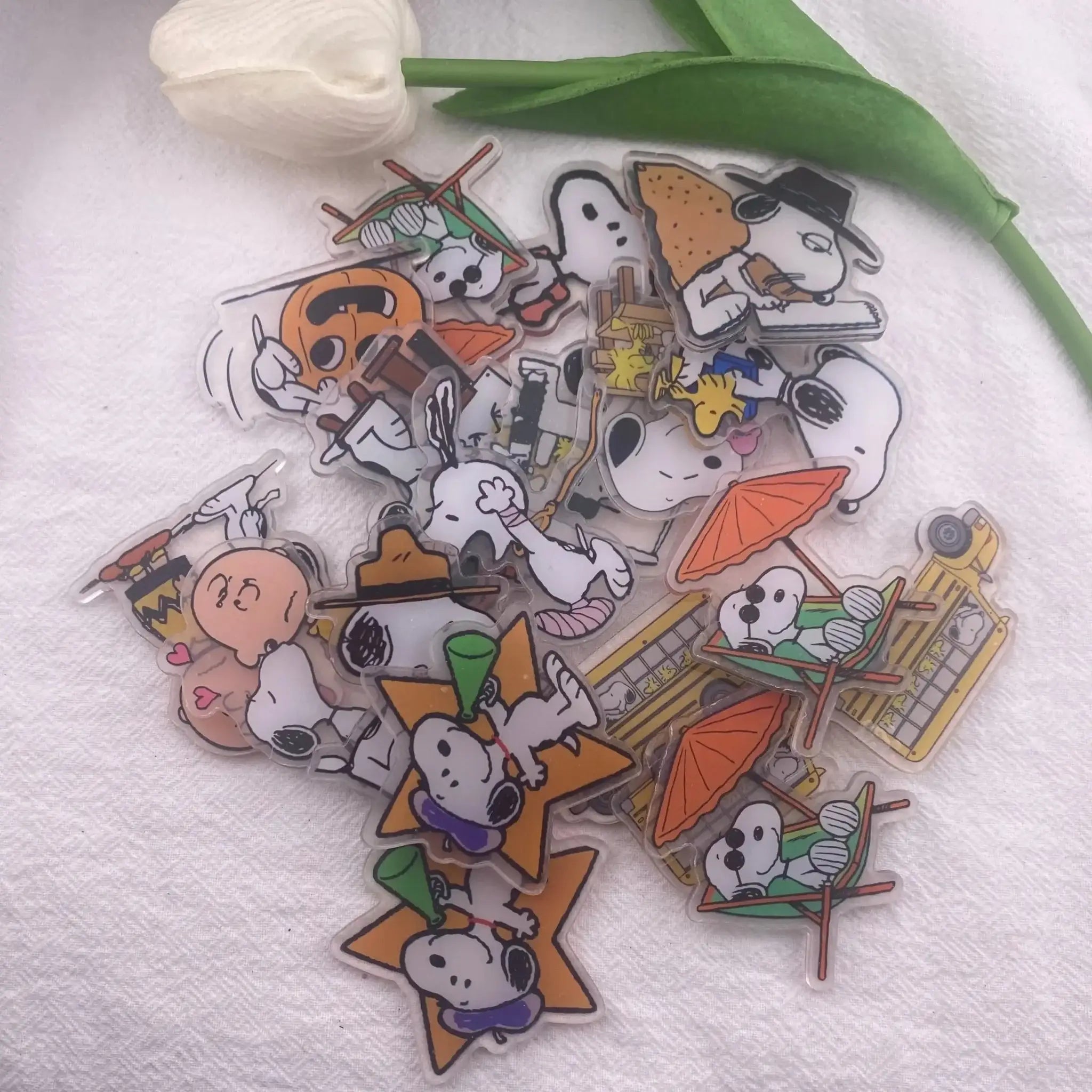FS5807-Printed Acrylic Charms Double Sided Clear Snoopy Patterns Dog Charms for Jewelry Making DIY -Zoe DIY Wholesale