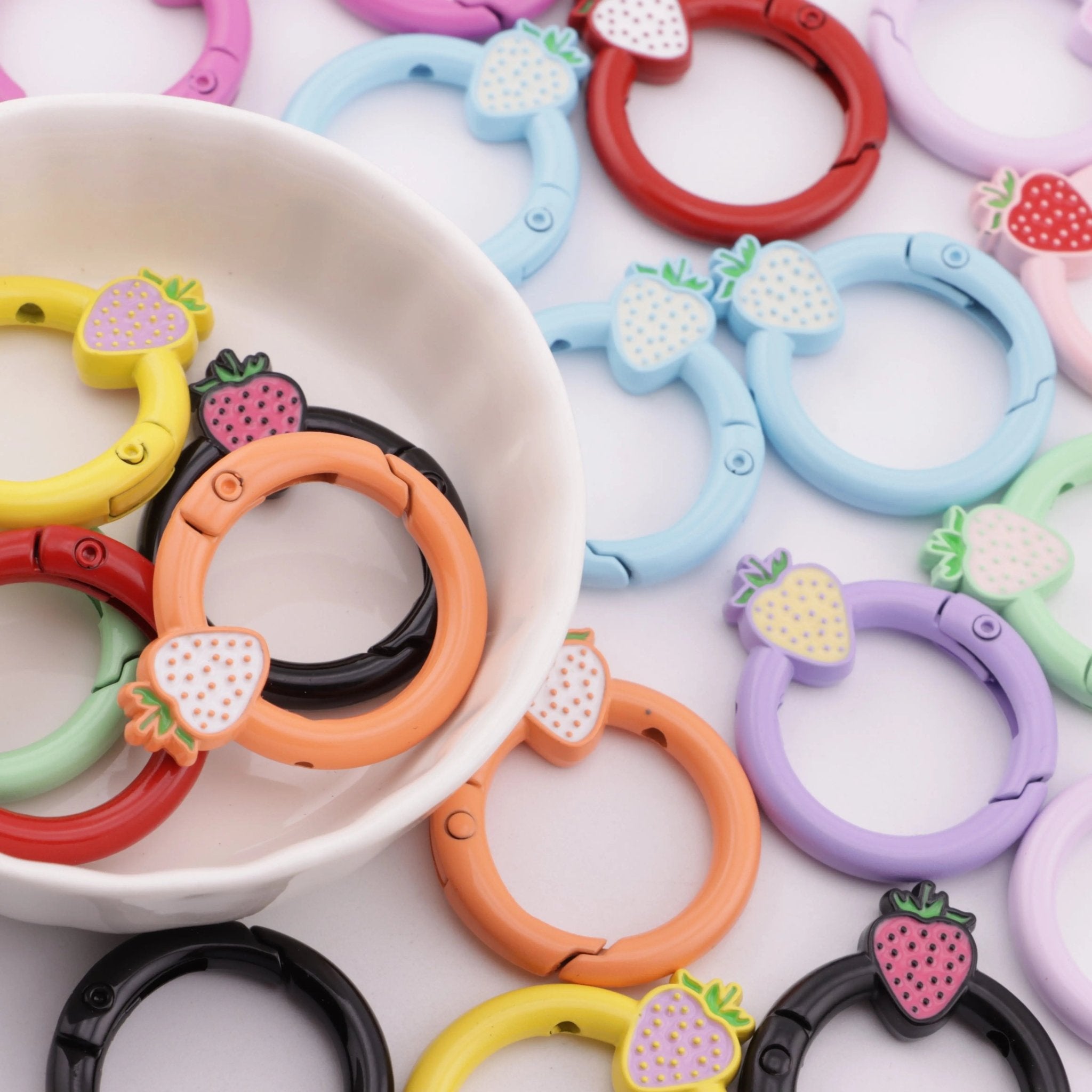 FS5950-27mm Strawberry Keychain, Baked - Enamel Strawberry Key Ring -Zoe DIY Wholesale