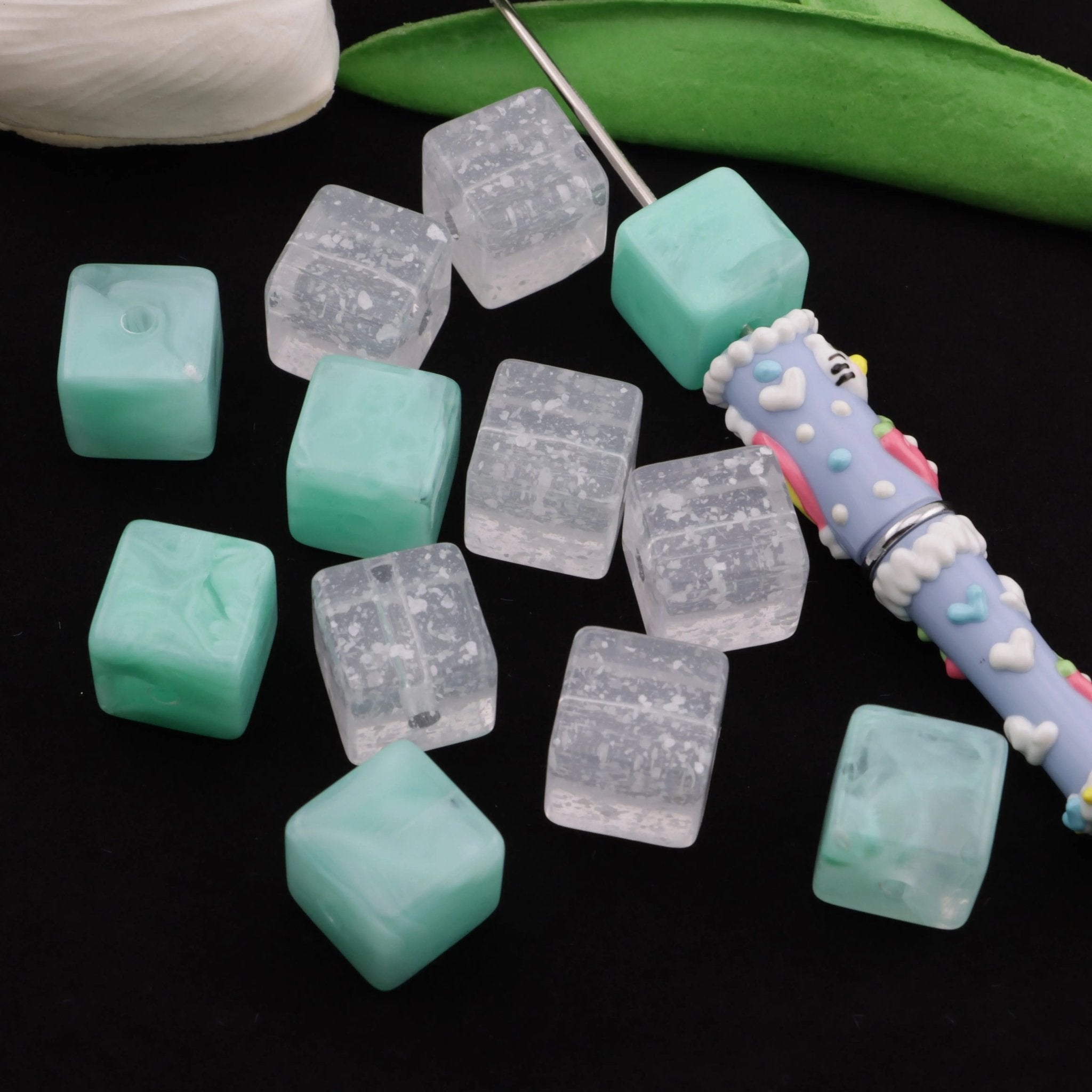 FS6033-16mm Cube Based Beads Square Bottom Beads -Zoe DIY Wholesale