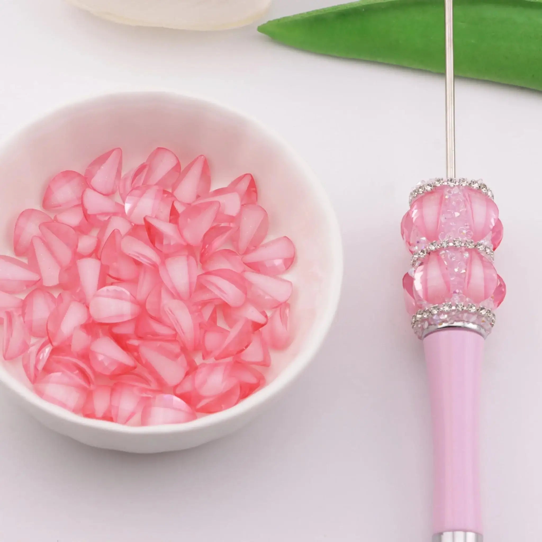FS6133-7×10mm Waterdrop Petals Resin Charms -Zoe DIY Wholesale