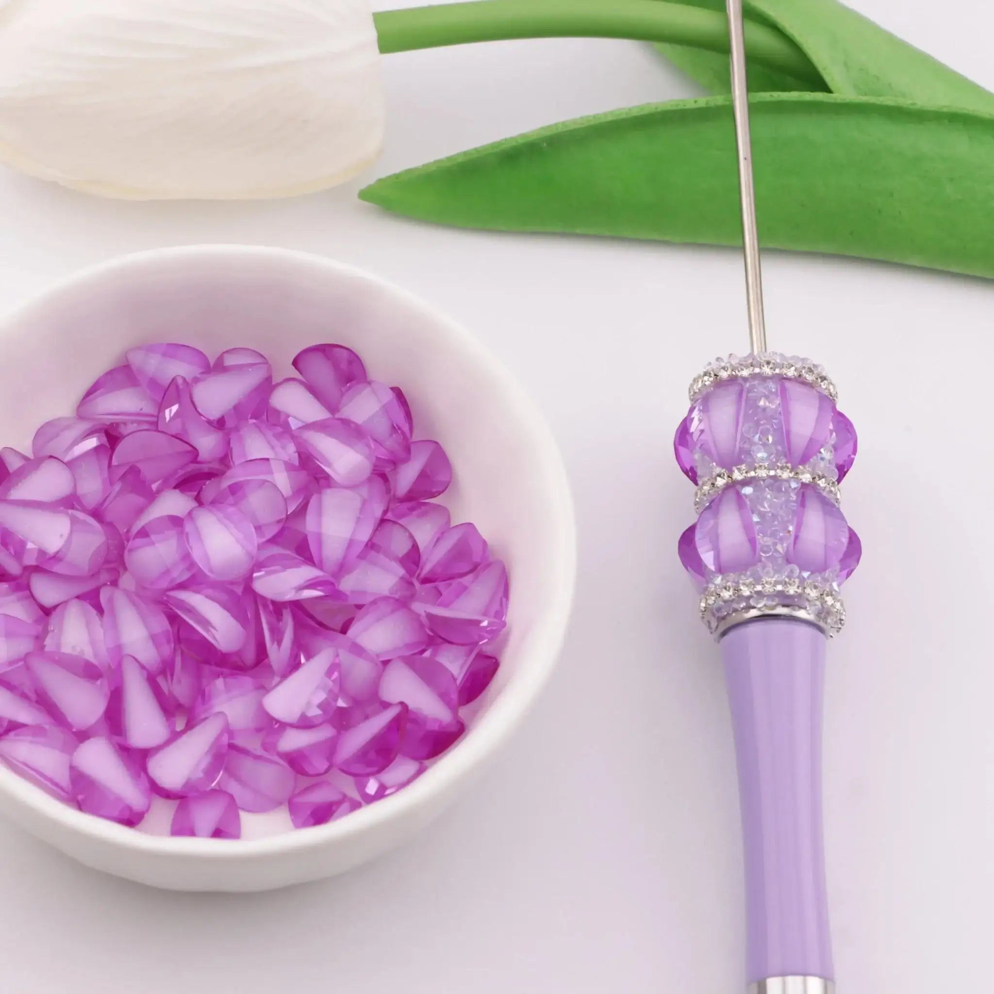 FS6133-7×10mm Waterdrop Petals Resin Charms -Zoe DIY Wholesale