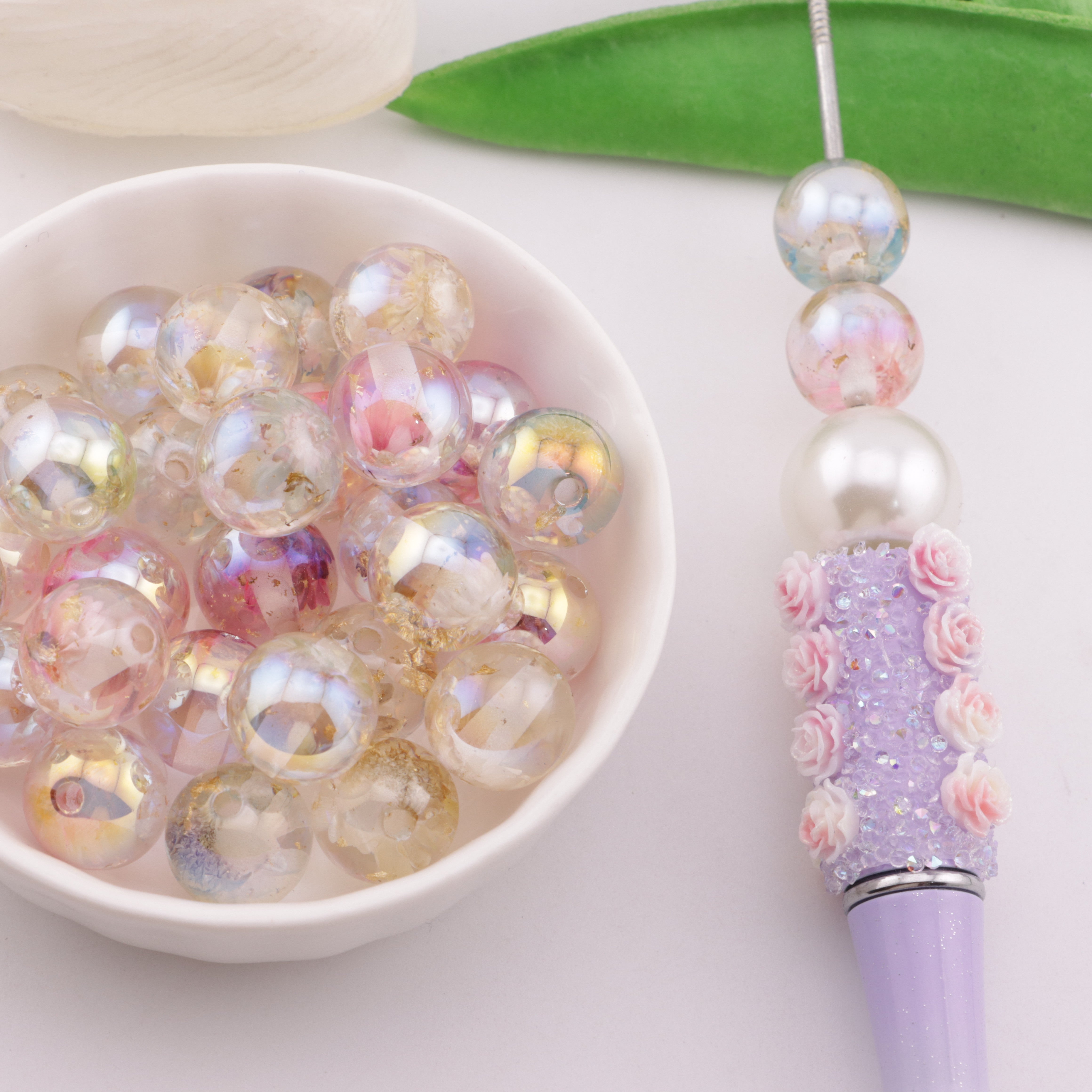 FS6242- 12mm Dried Flower Gold Foil Resin Beads Zoe's DIY Shop