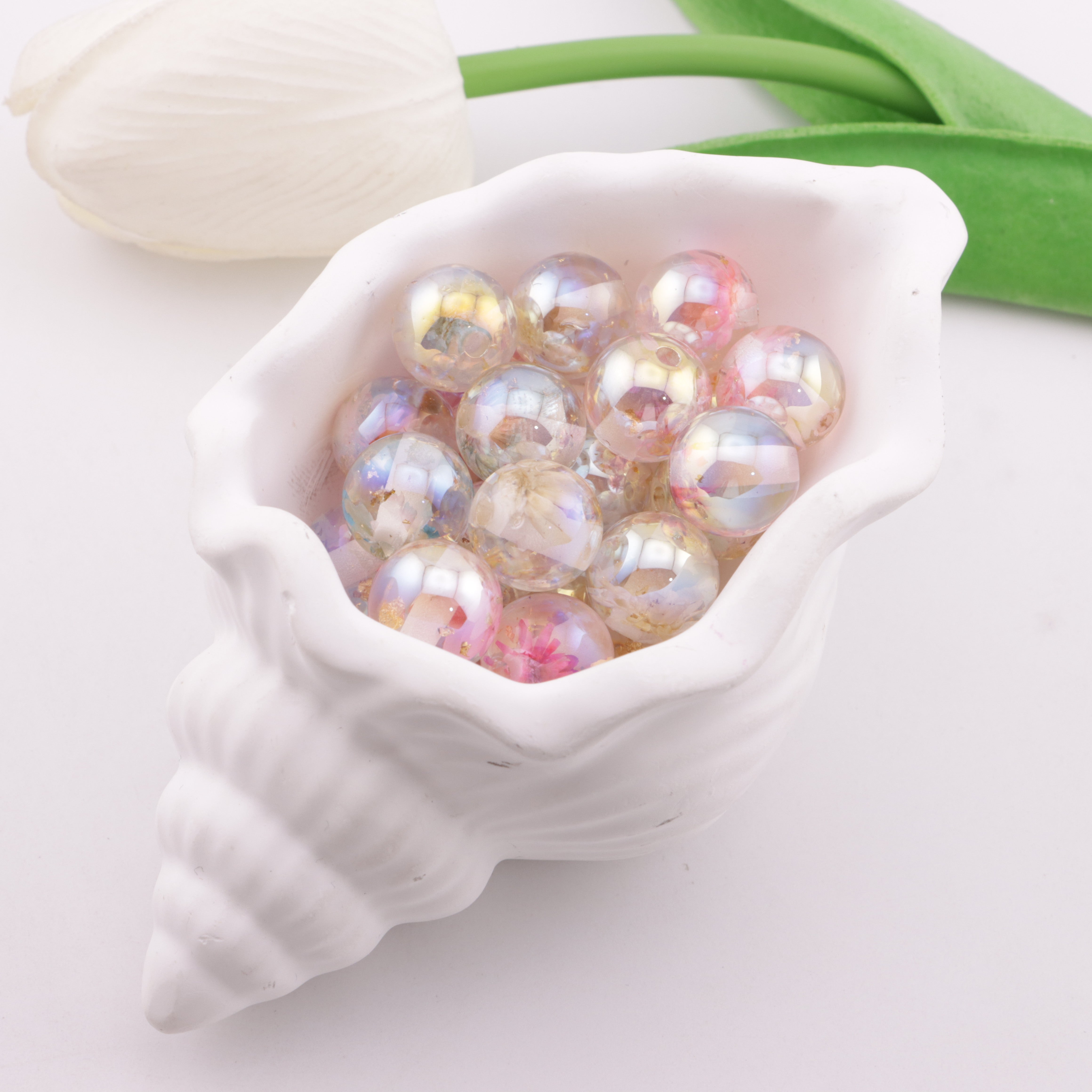 FS6242- 12mm Dried Flower Gold Foil Resin Beads Zoe's DIY Shop