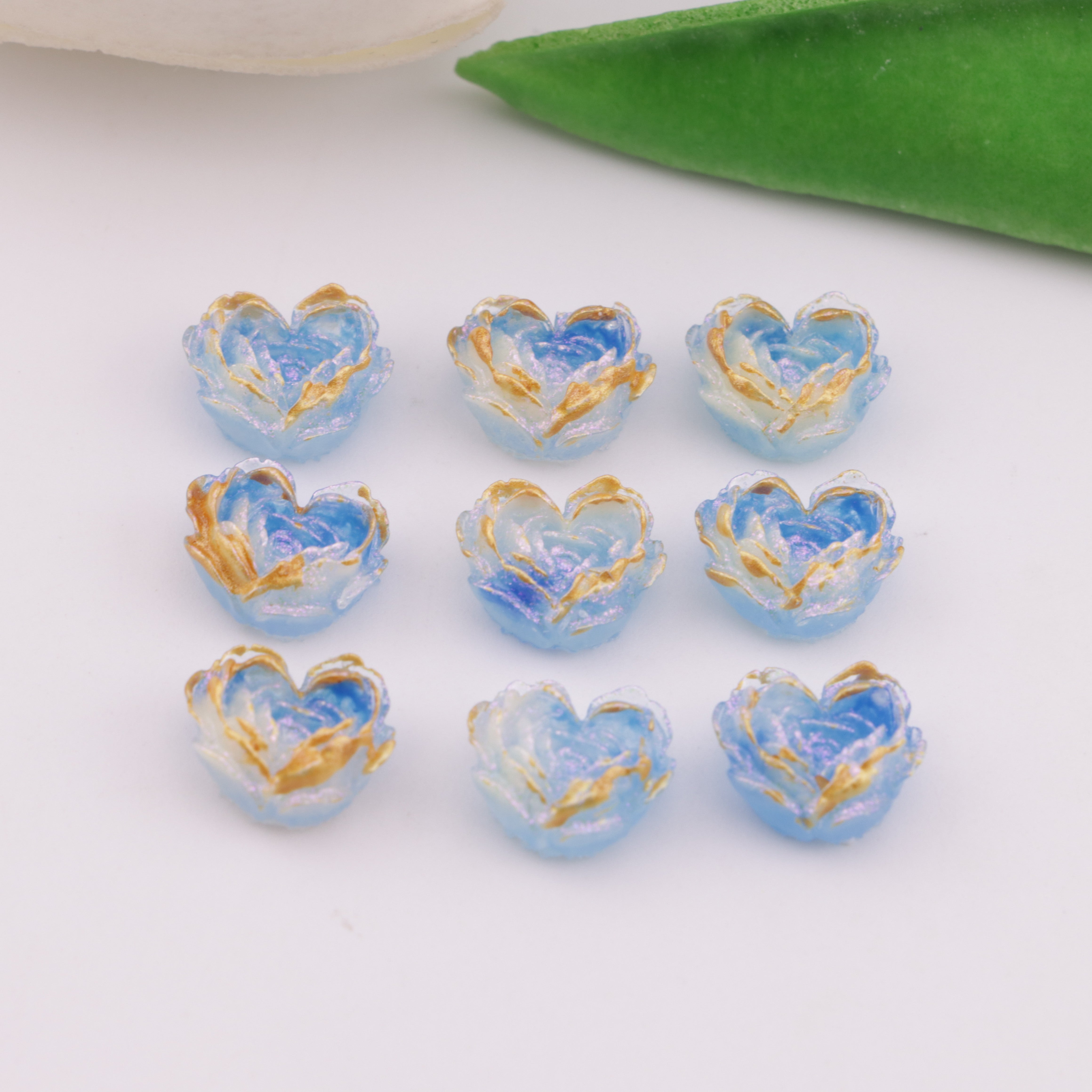 FS6300- About 9×10mm Luminous Heart Charms Glow-In-The-Dark Heart Embedded Flower Patches For DIY project Zoe's DIY Shop