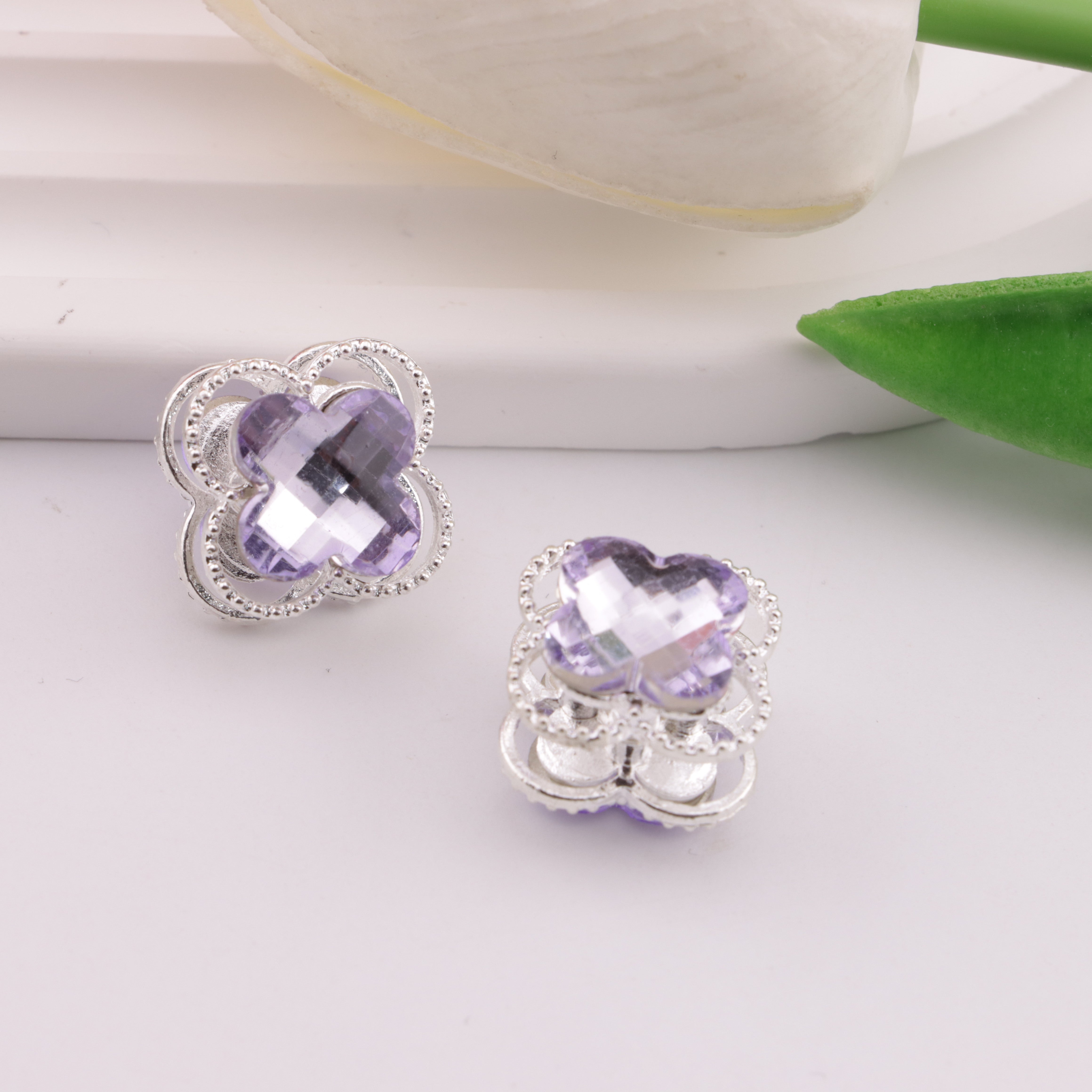 FS6304- Clover Alloy 4 Hole Metal Beads Fit For Beadable Pens Zoe's DIY Shop