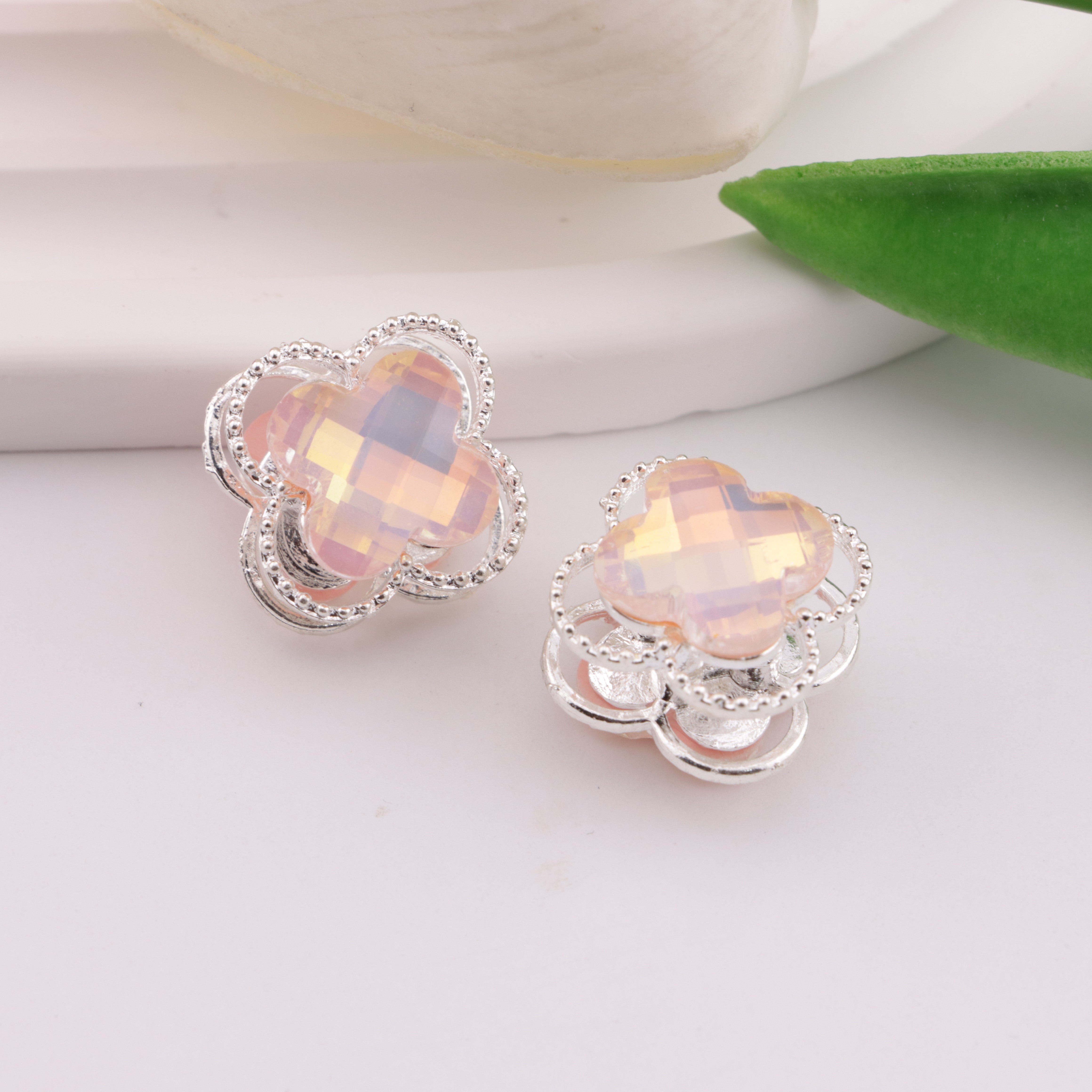 FS6304- Clover Alloy 4 Hole Metal Beads Fit For Beadable Pens Zoe's DIY Shop