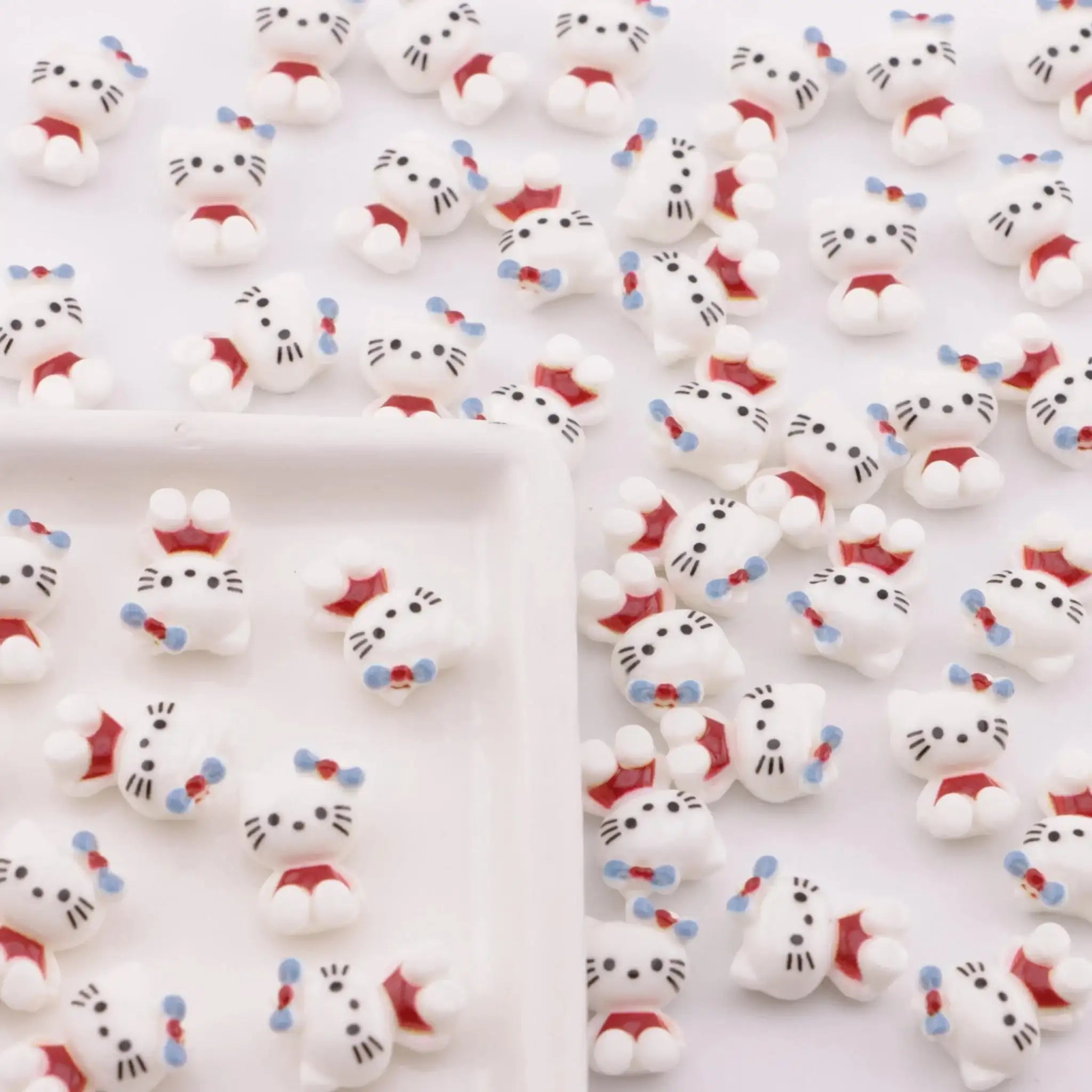FS6311-10×14mm Hk Set Down Charms Sitting Kitty Patches -Zoe DIY Wholesale