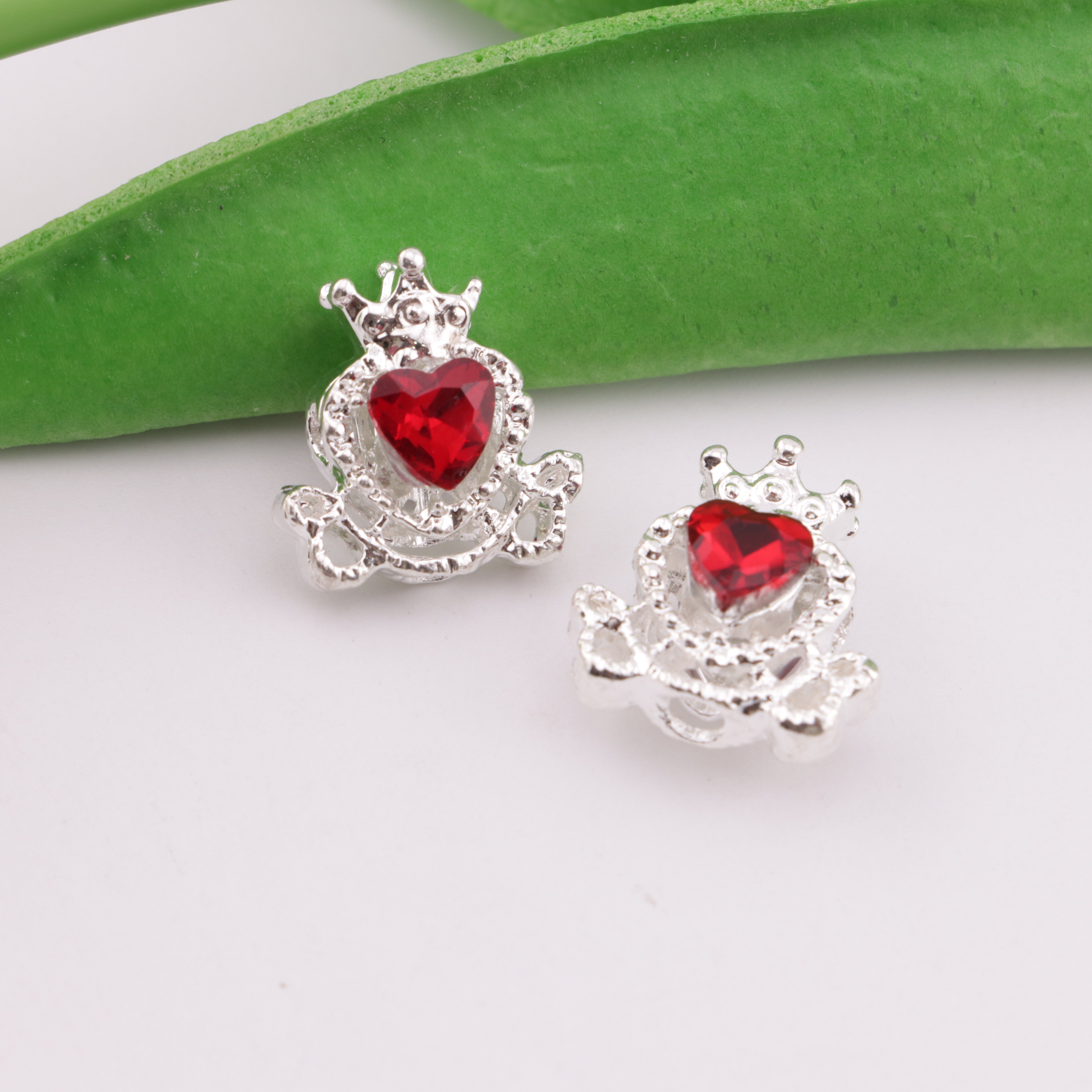 FS6334- Horse - Drawn Carriage Four - Way Alloy Beads Zoe's DIY Shop