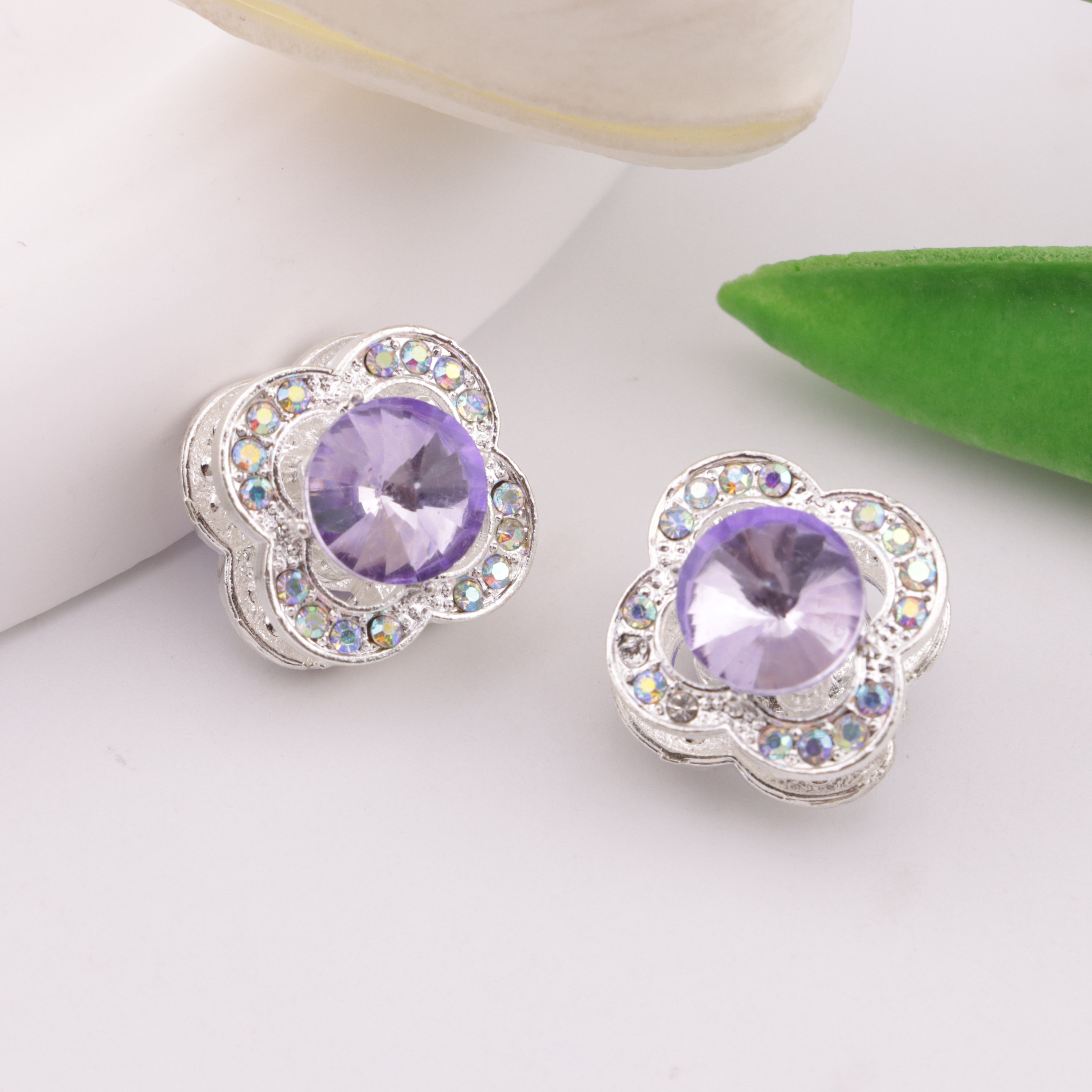 FS6335- Four - Leaf Clover Four - Way Alloy Beads Zoe's DIY Shop