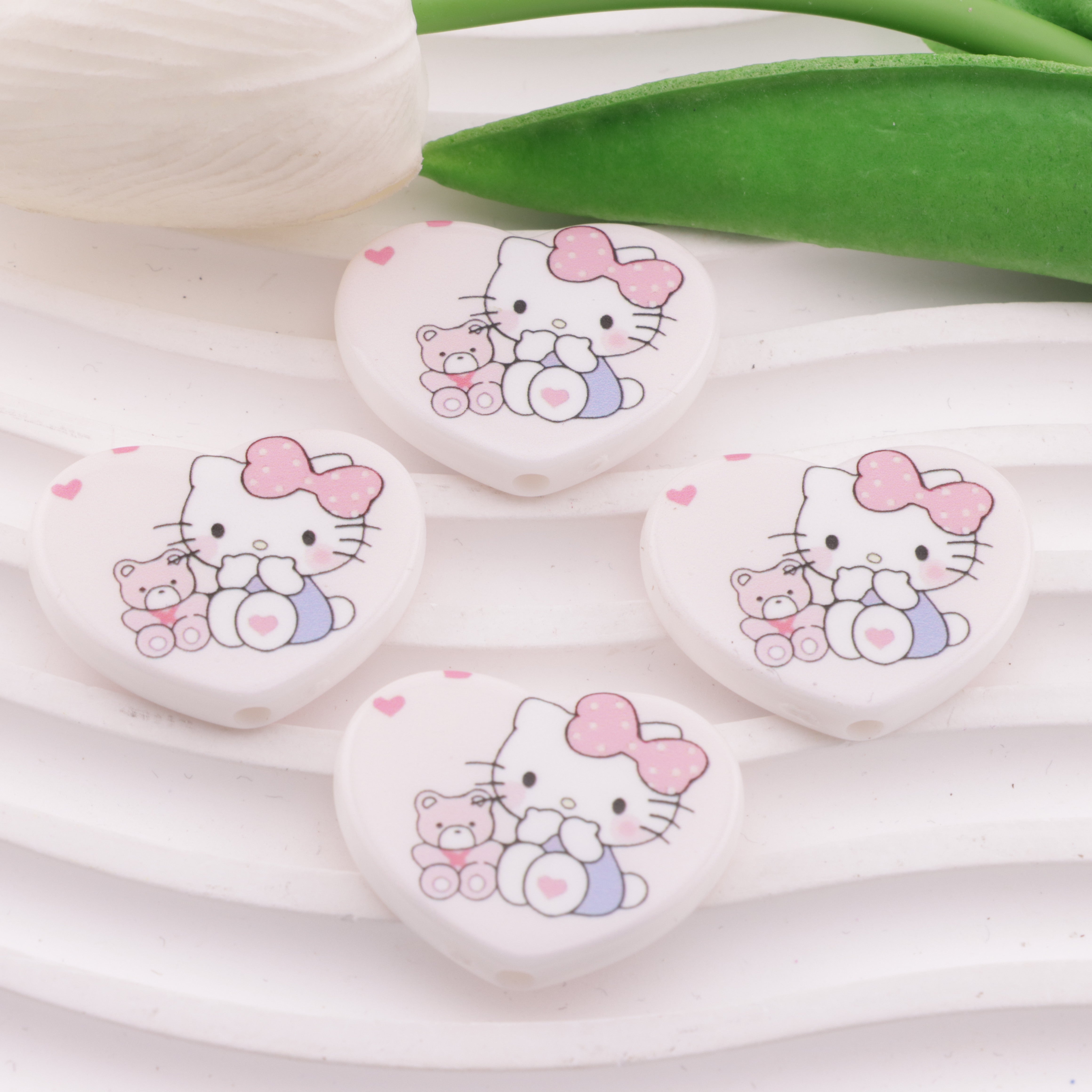 FS6344- 25*31mm Hk Heart Plate Beads Love Kitty Round Plate Beads Zoe's DIY Shop