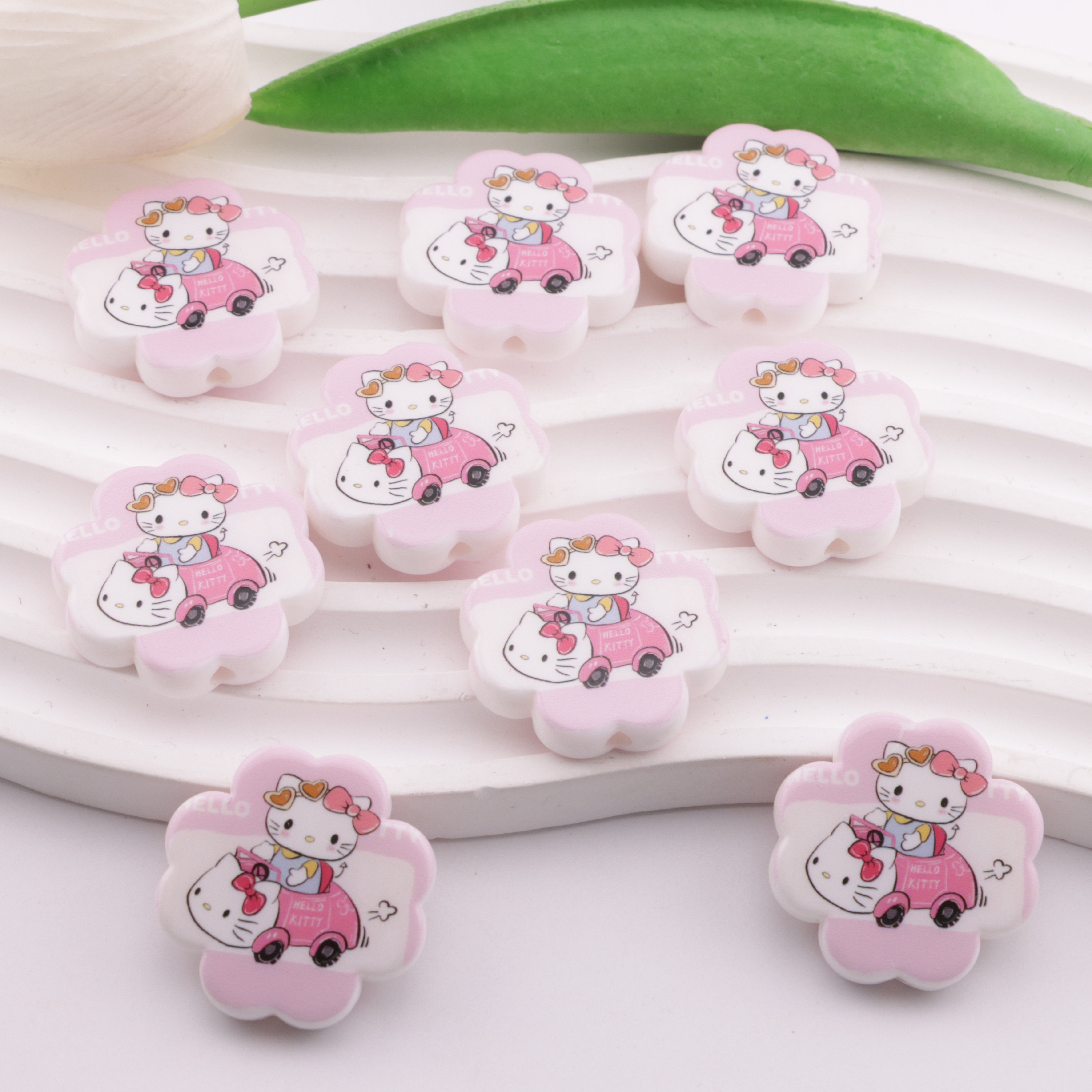 FS6345- 30*30Mm Hk 8 Petal Flower Plate Beads Eight-Petal Flower Kitty Beads Zoe's DIY Shop