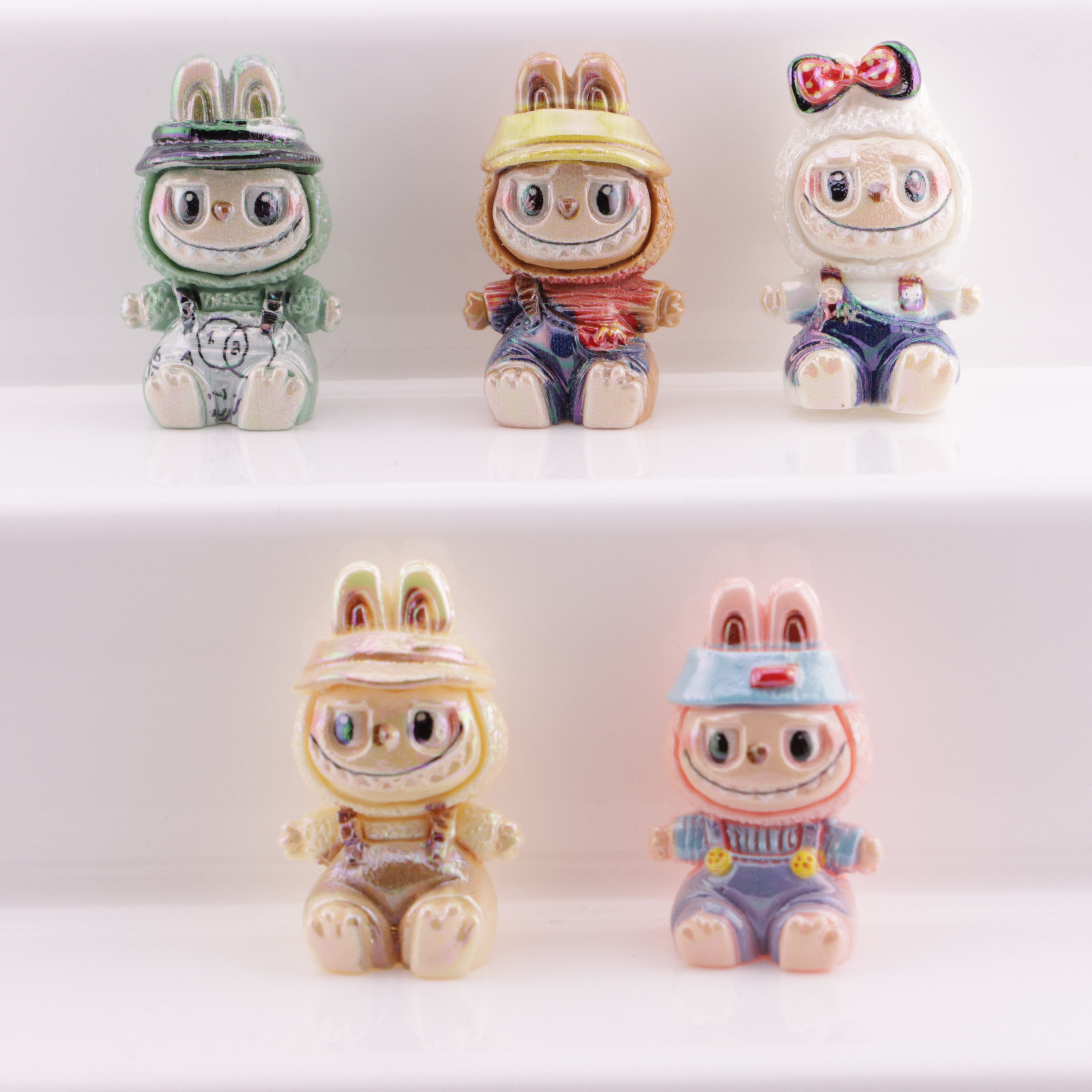 FS6362- Sitting Posture Pulling Bububu Resin Beads Through Holes Zoe's DIY Shop