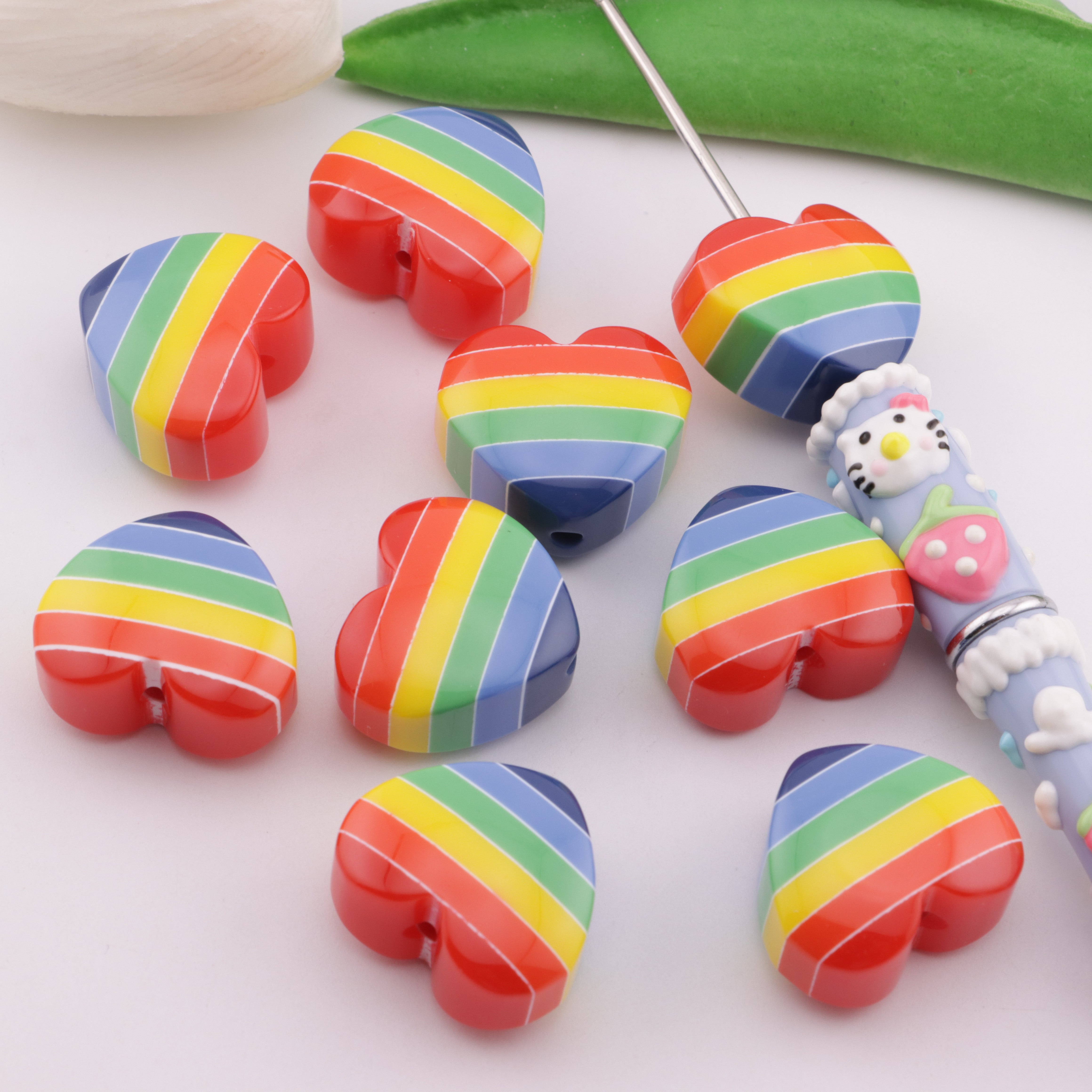 FS6371- 21×25mm Rainbows Heart Beads Zoe's DIY Shop
