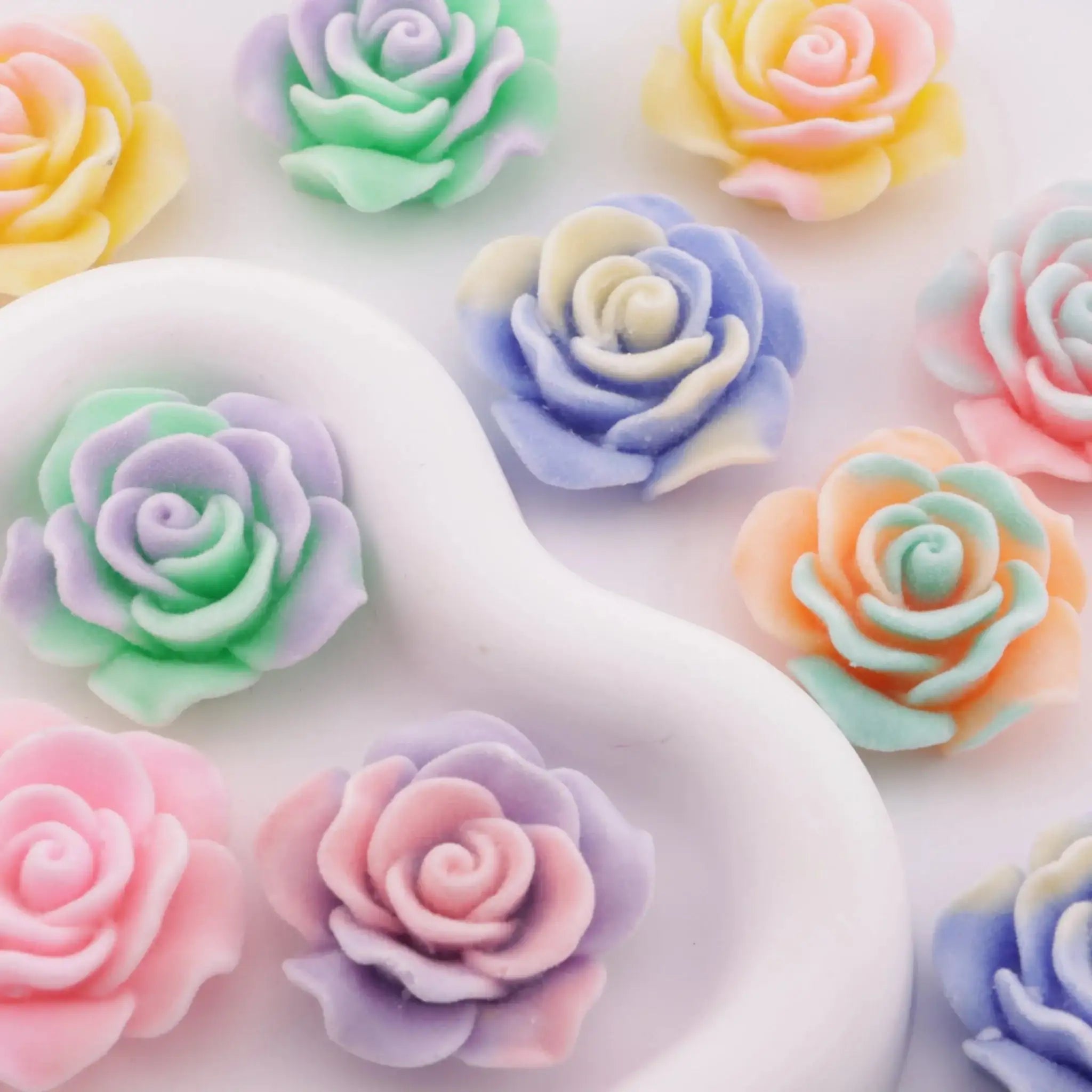 FS6381-36Mm Luminous Flocked Rose Charms -Zoe DIY Wholesale