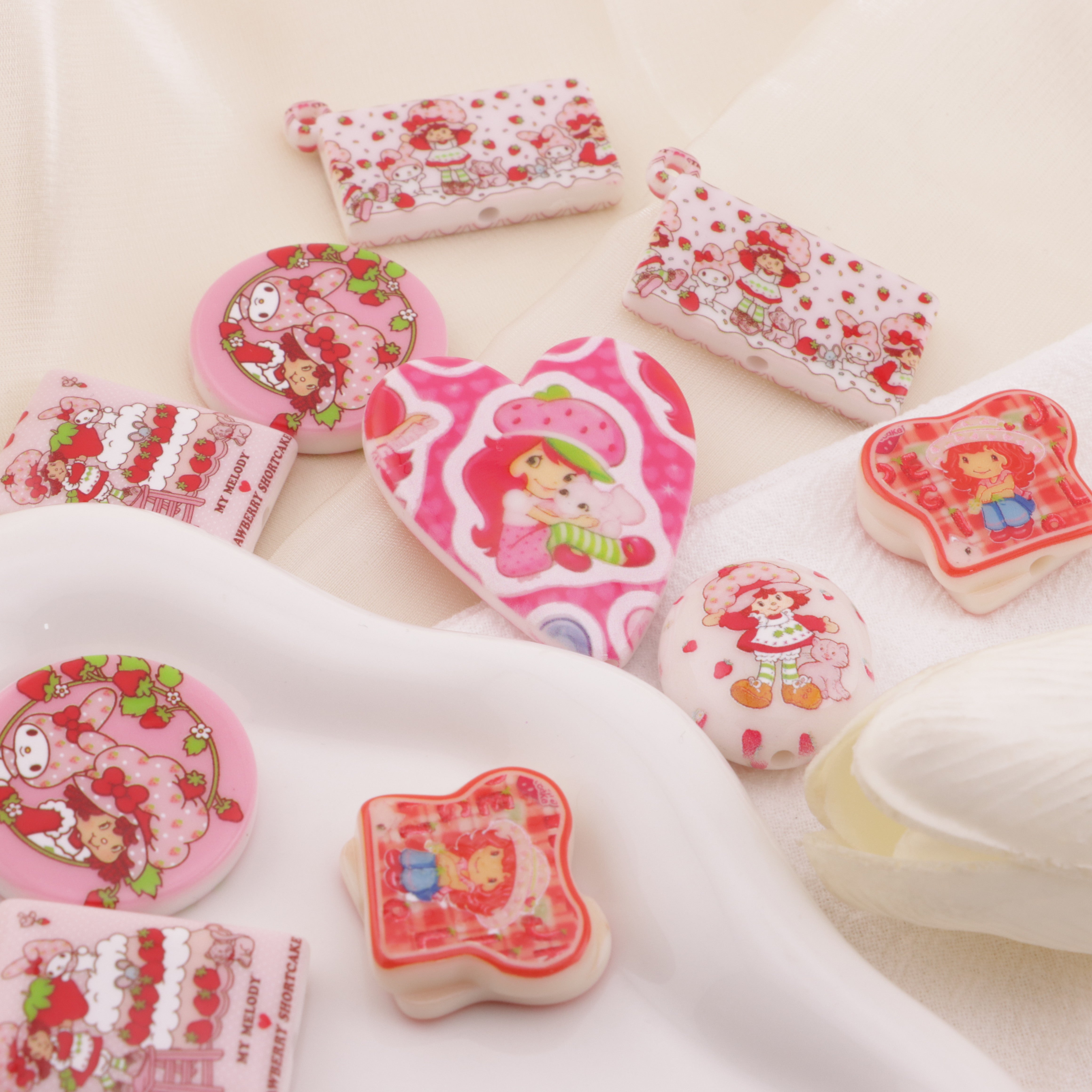 FS6401- Mixed Styles Of Strawberry Girl And Melody Beads And Patches Zoe's DIY Shop
