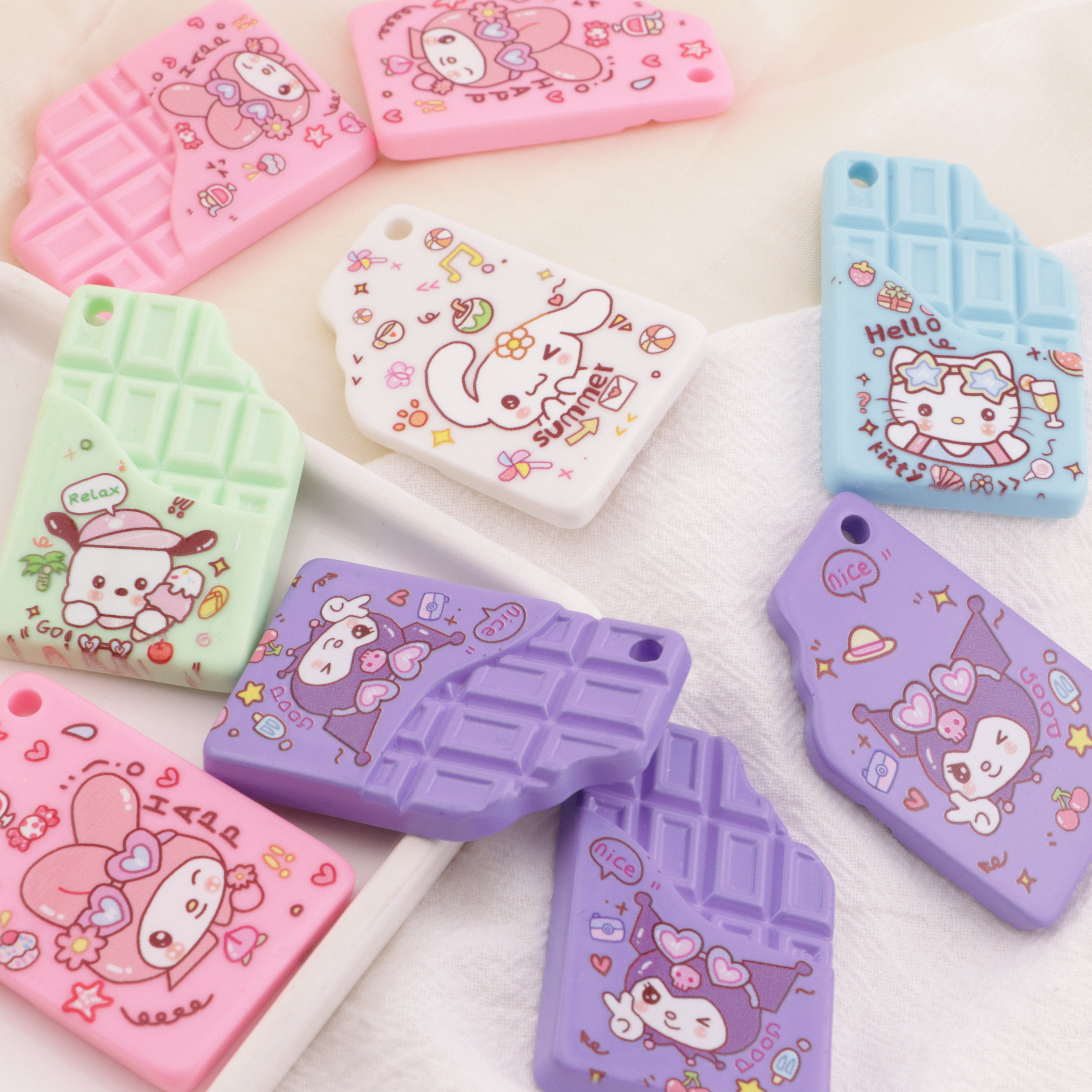 FS6417- 50×34mm Sanrio Hanging Hole Chocolate Chips Zoe's DIY Shop