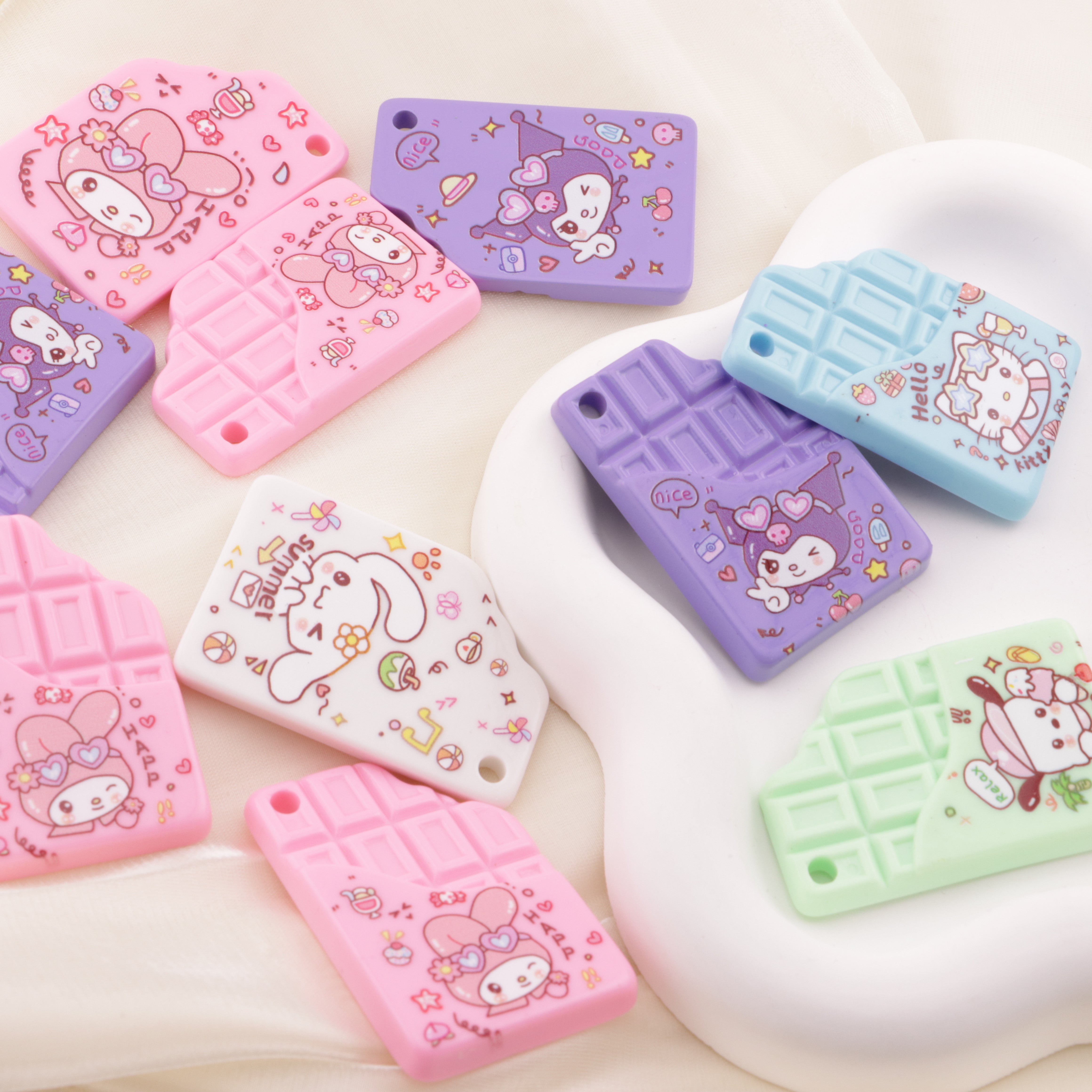 FS6417- 50×34mm Sanrio Hanging Hole Chocolate Chips Zoe's DIY Shop