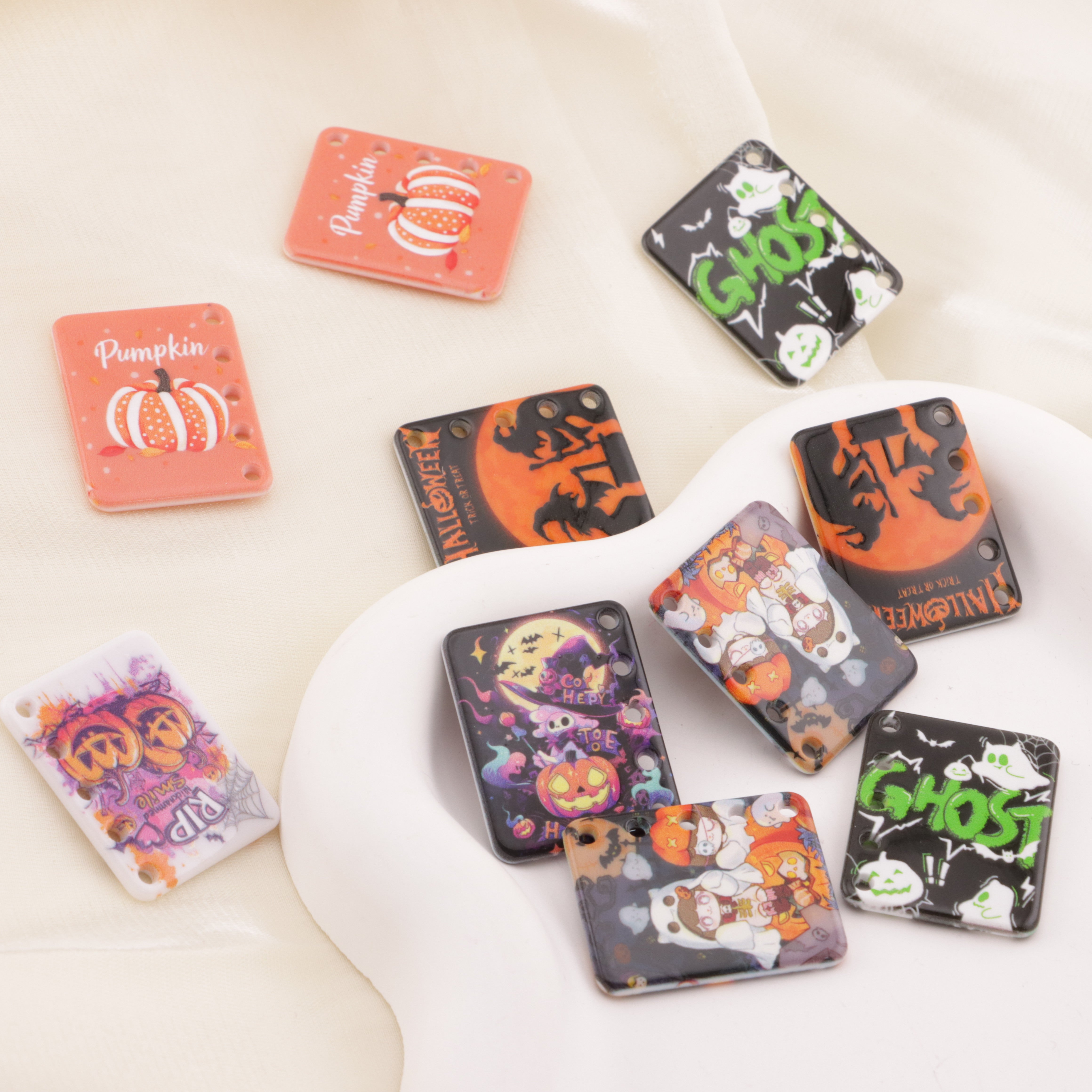 FS6437- Approximately 31×25mm Halloween Acrylic Book Piece Zoe's DIY Shop