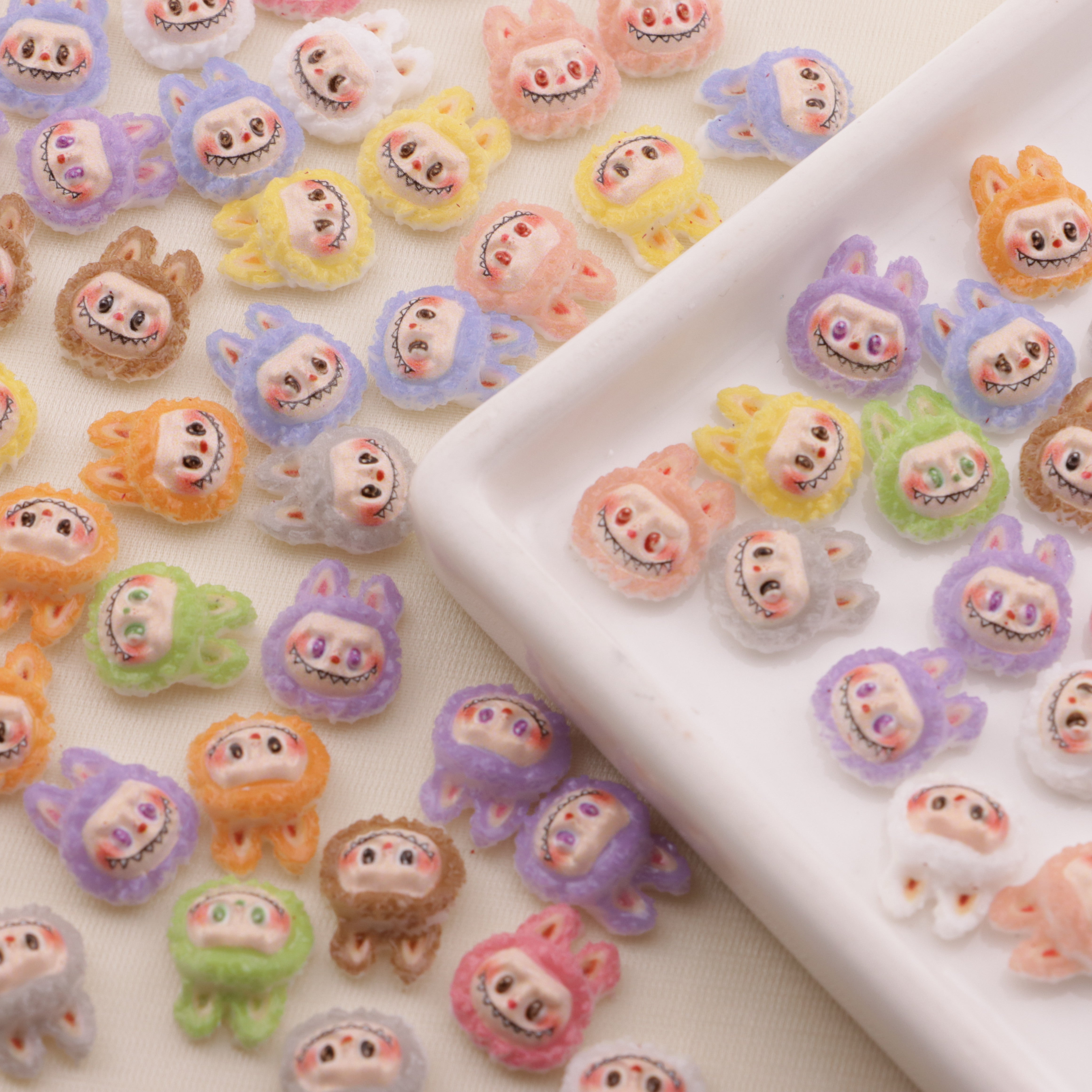 FS6460- Approximately 10mm Labubu Head Resin Nail Charms Zoe's DIY Shop