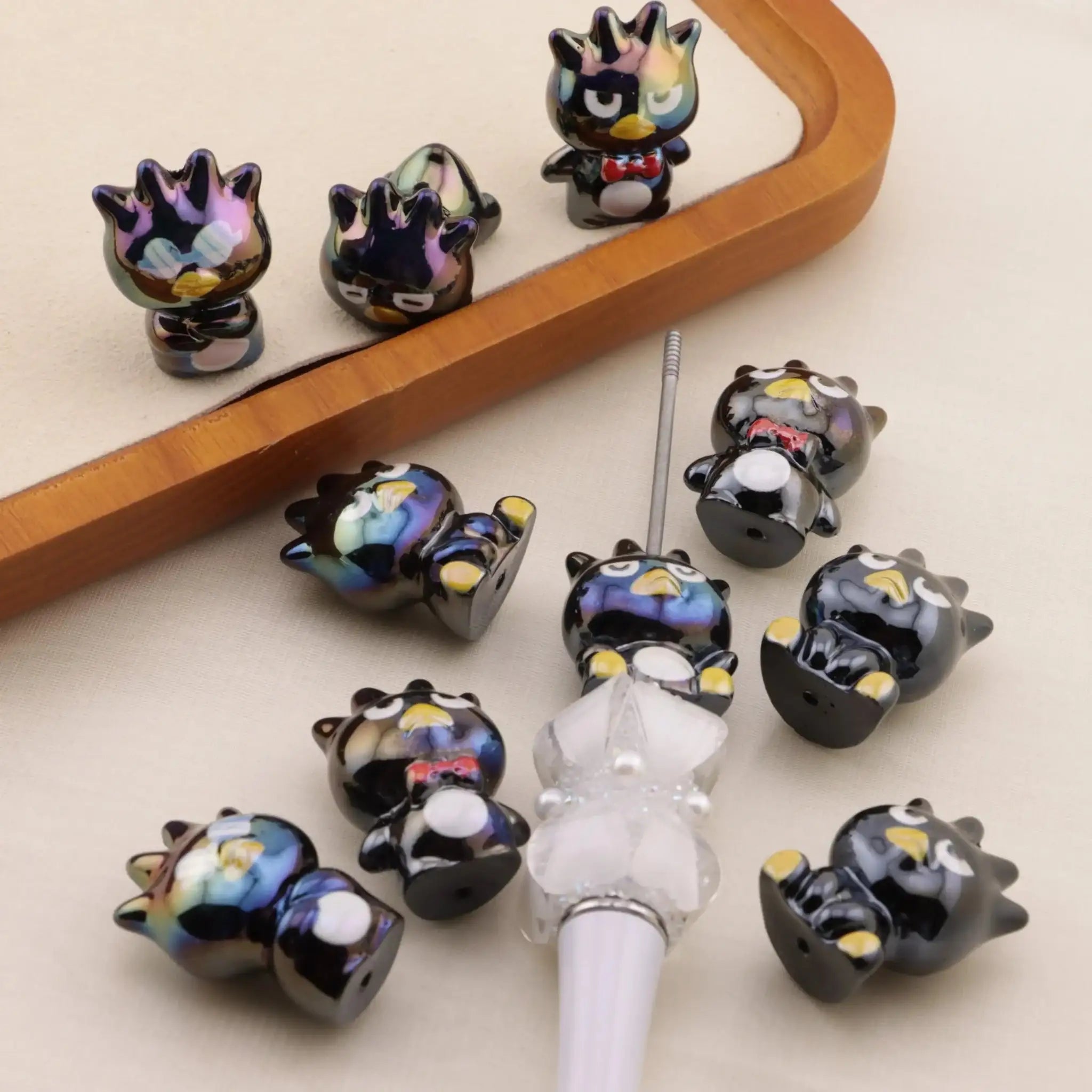 FS6464-Approximately 30×20mm Penguin Resin Beads -Zoe DIY Wholesale