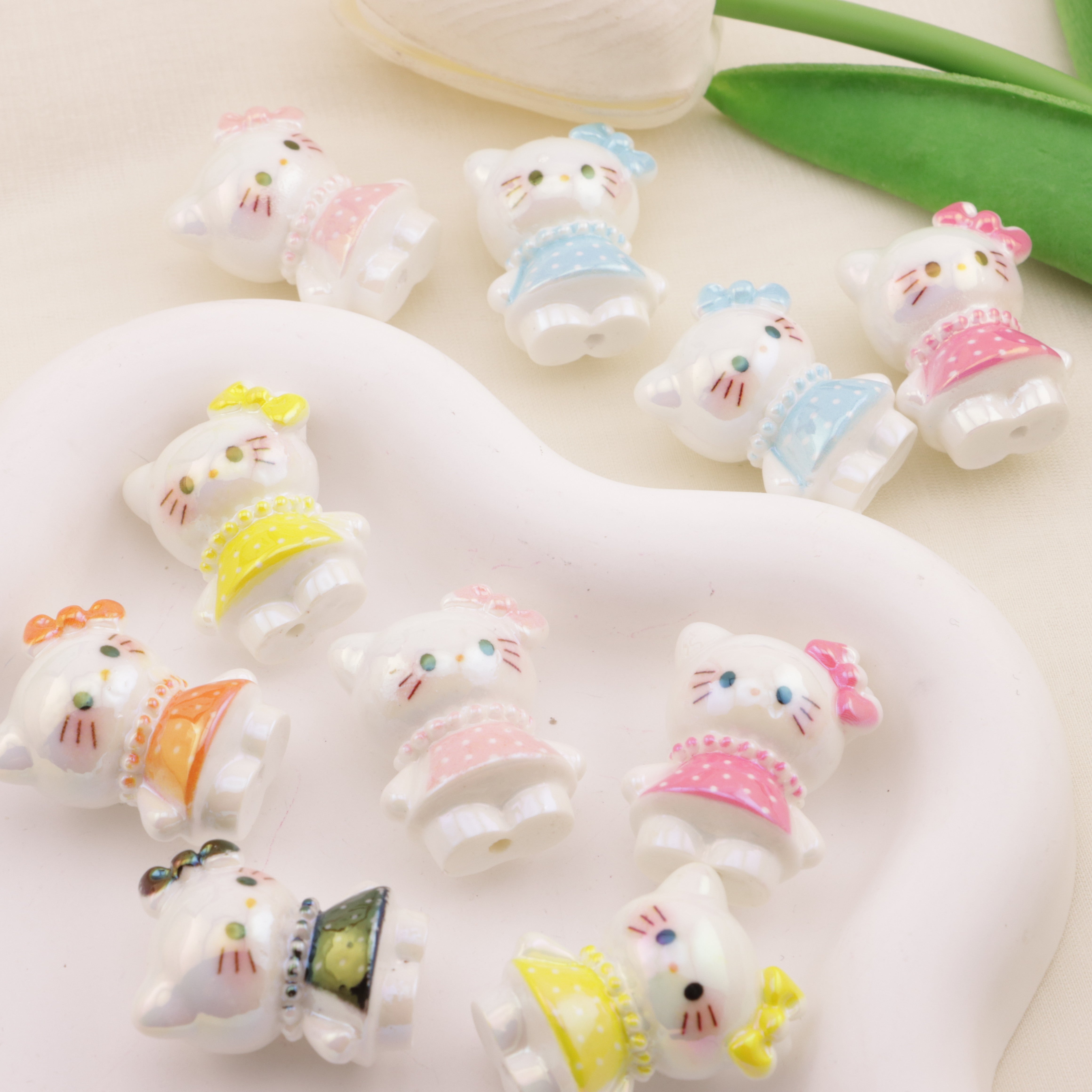 FS6465- Approximately 28×20mm 3D HK Resin Beads Zoe's DIY Shop