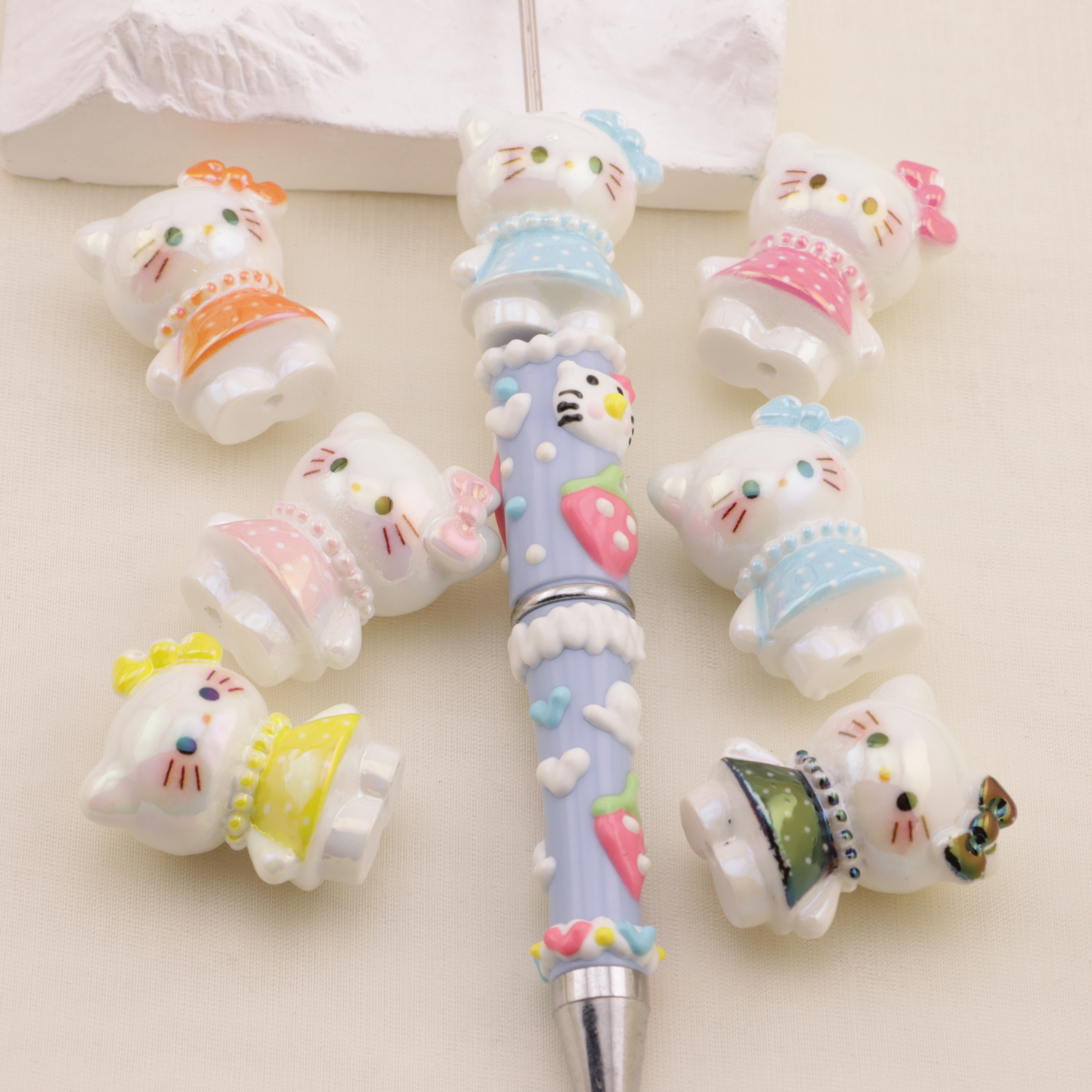 FS6465- Approximately 28×20mm 3D HK Resin Beads Zoe's DIY Shop