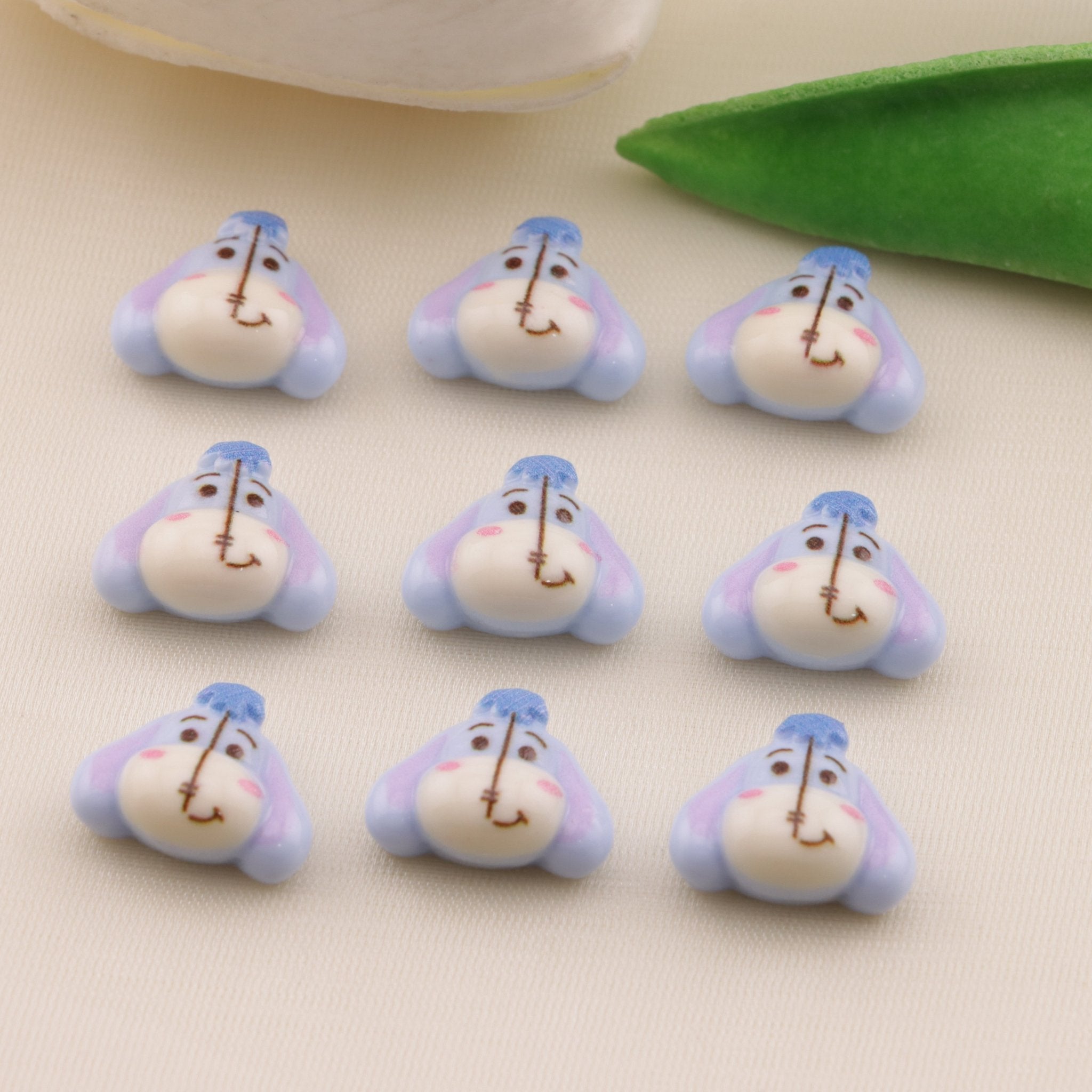 FS6476- Approximately 14×12mm Donkey Nail Charms Zoe's DIY Shop