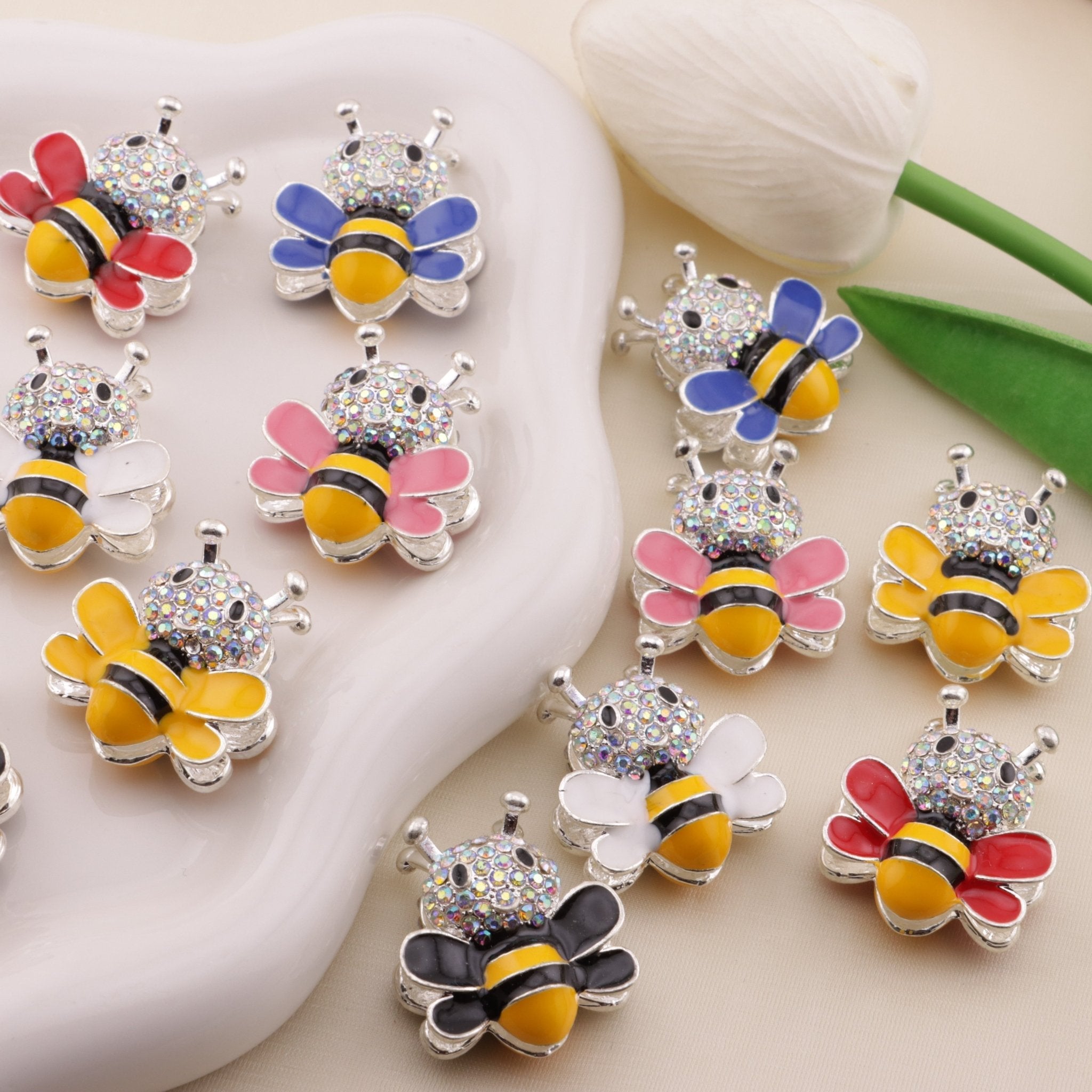 FS6488- Approximately 2.9×2.5Cm Bee Four-Hole Alloy Beads Zoe's DIY Shop