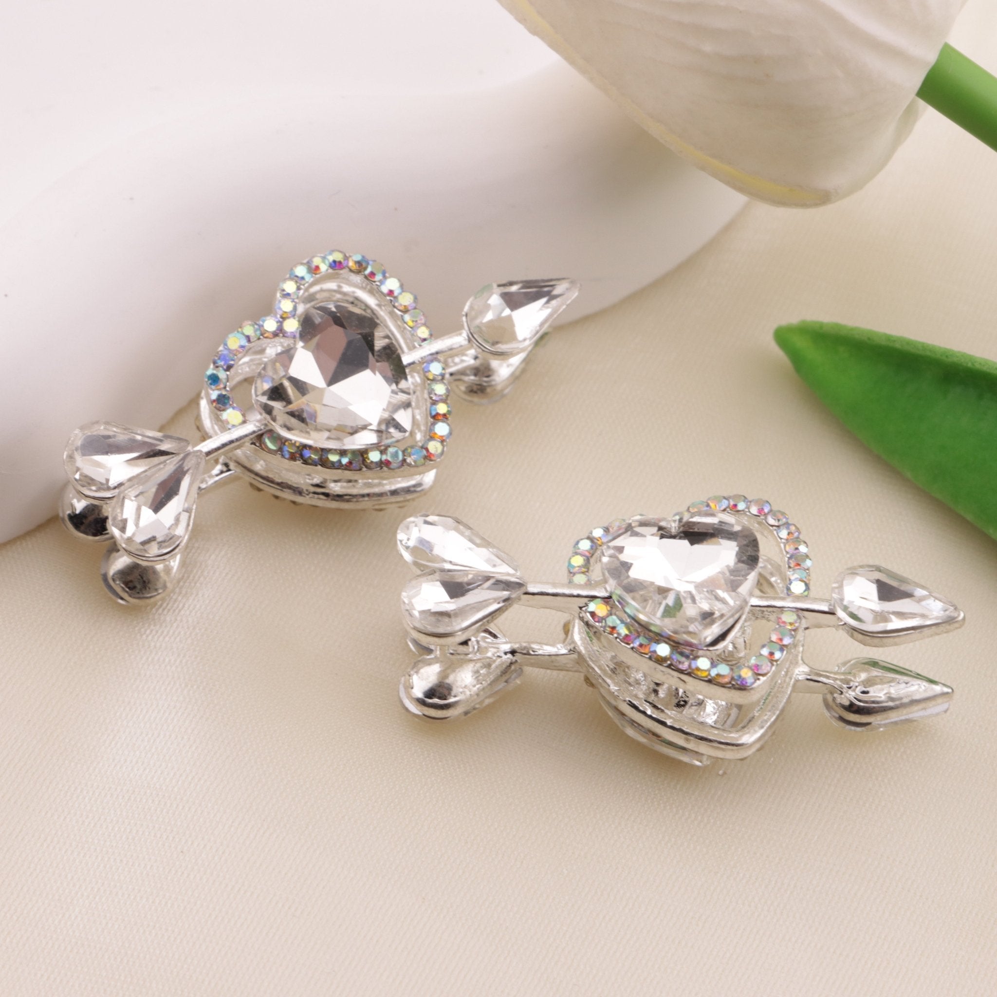 FS6490- Approximately 2.5×4.6×2Cm Cupid Heart Alloy Beads Zoe's DIY Shop