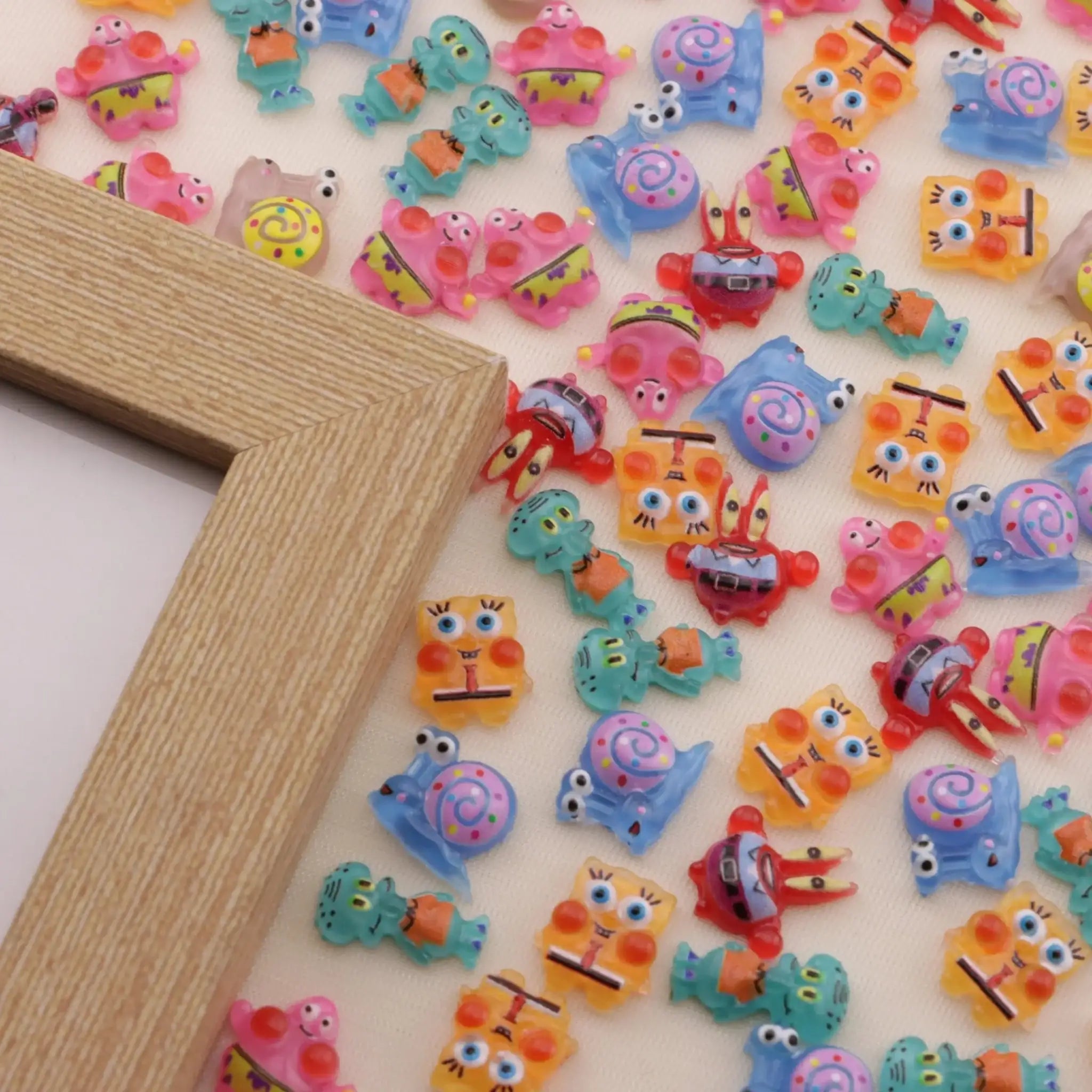 FS6509-Approximately 12Mm SpongeBob Series Nail Stickers -Zoe DIY Wholesale