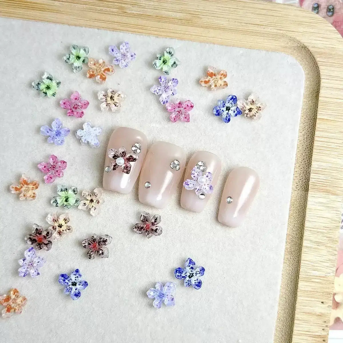 FS6517-9mm Transparent Printing Sakura Resin Nail Charms Nail Charms Floral Nail Art Charms Luminous Flower Charms for Nails Design Floral Charm Resin Flowers Manicure Decorations Blossom Petals For DIY Project -Zoe DIY Wholesale