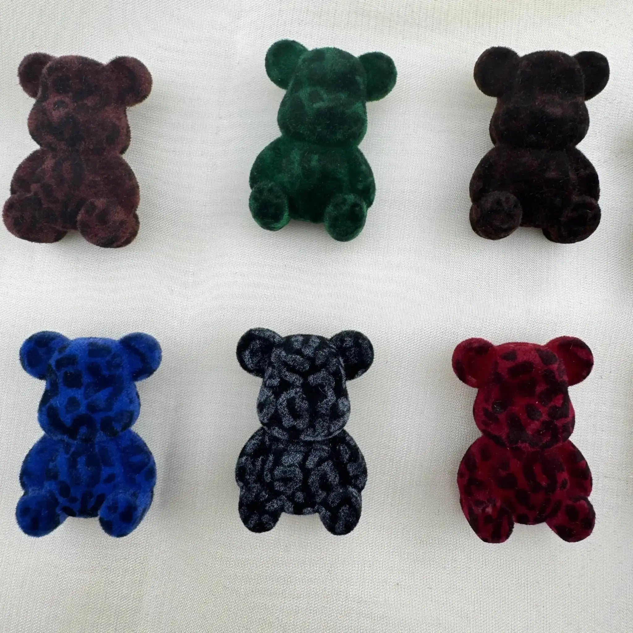 FS6893-About 33×23mm Random Mixed Dark Color Bear Flocked Acrylic Beads for DIY Jewelry Making Bracelet Necklace Crafts -Zoe DIY Wholesale
