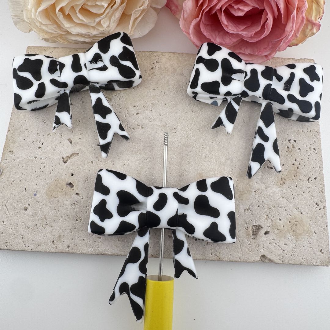 FS19616-About 50*60mm Silicone Focal Bow Beads