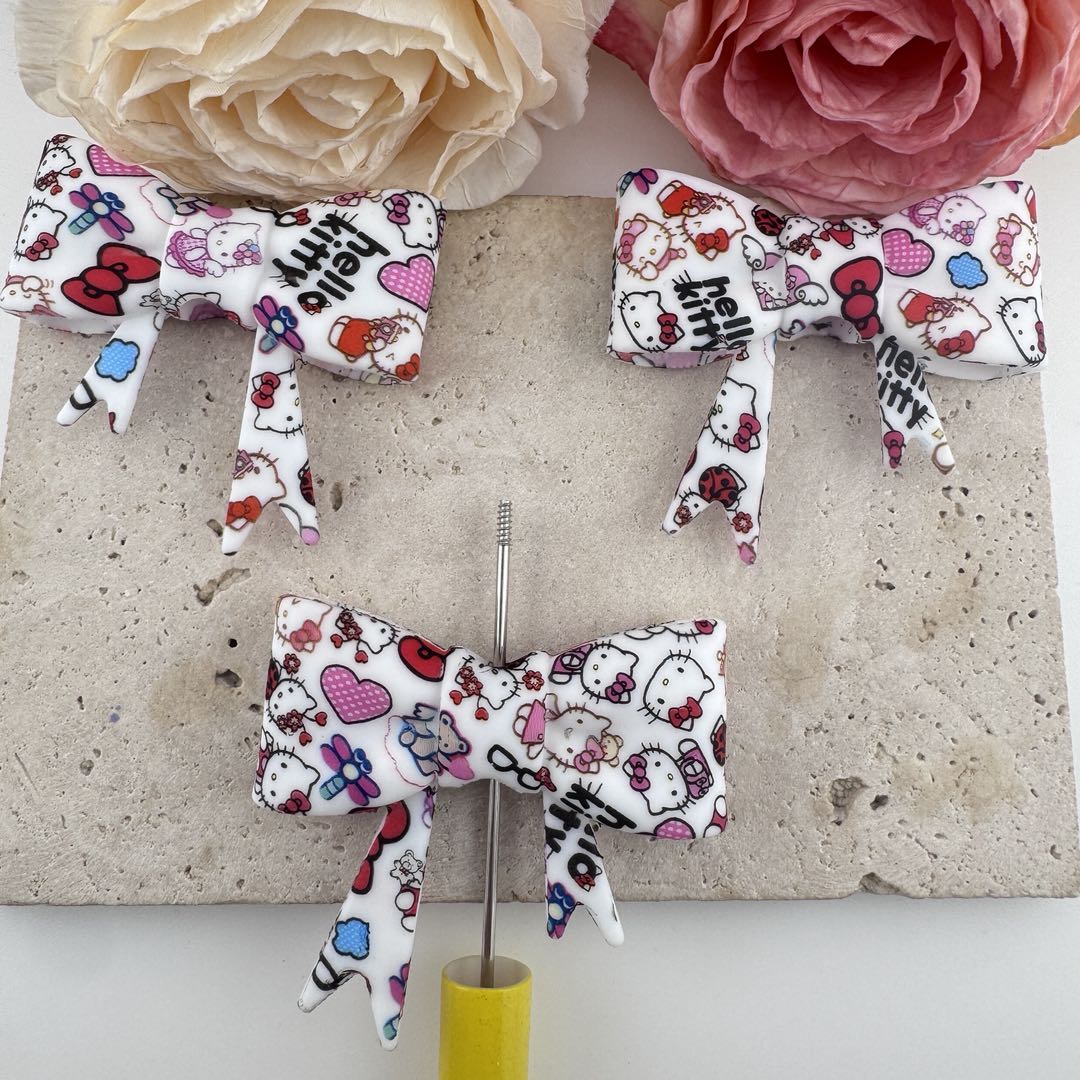 FS19604-About 50*60mm Hello Kitty Silicone Focal Beads