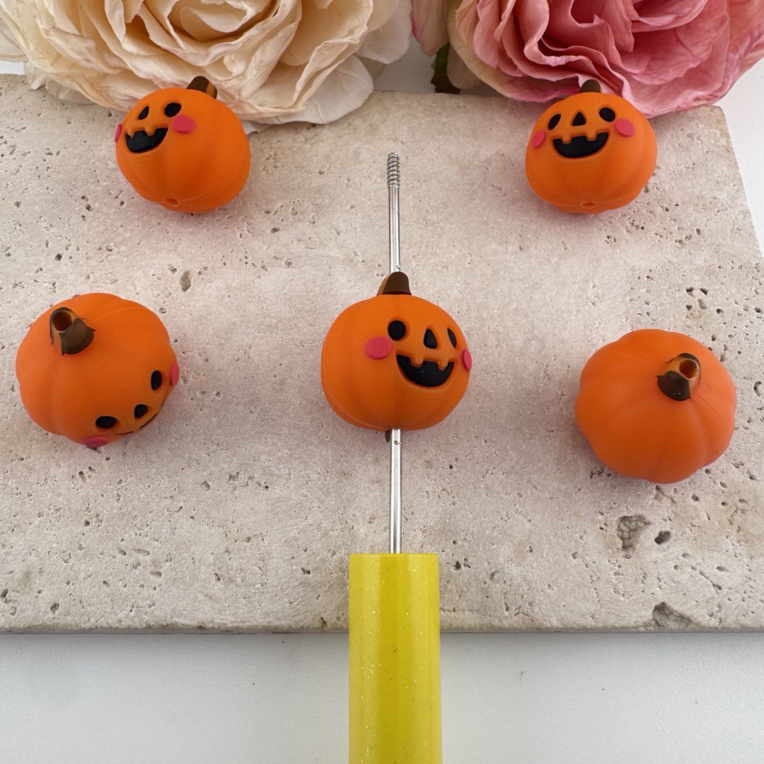 FS19636-About 21*23mm Pumpkin Silicone Focal Beads