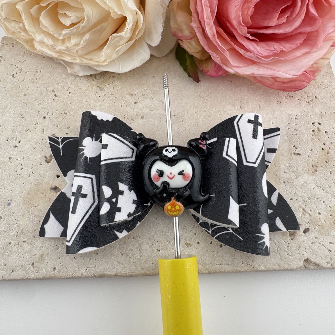 FS19666-About 24*26mm Halloween Bow Kuromi Beads