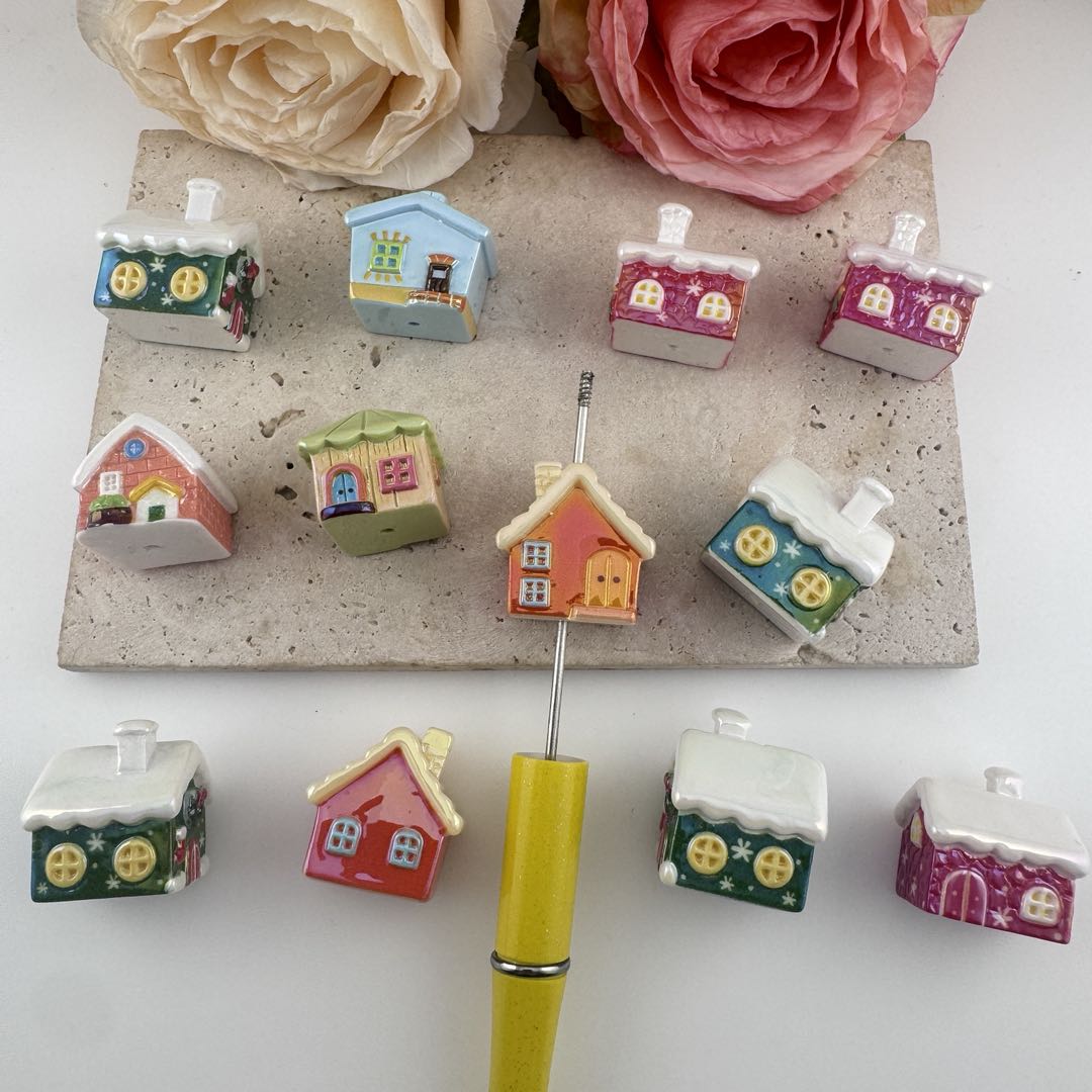 FS19665-About 21*22mm House Resin Beads