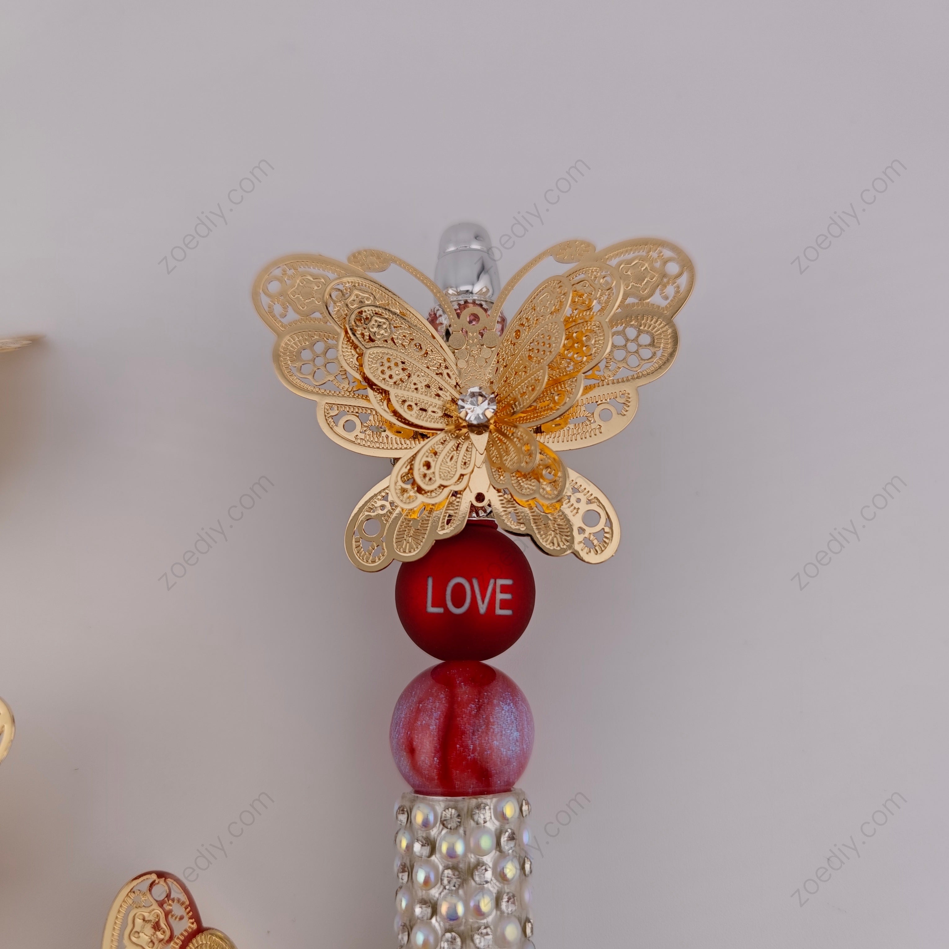 (K994) 3D Gold Butterfly Sparkling Beads