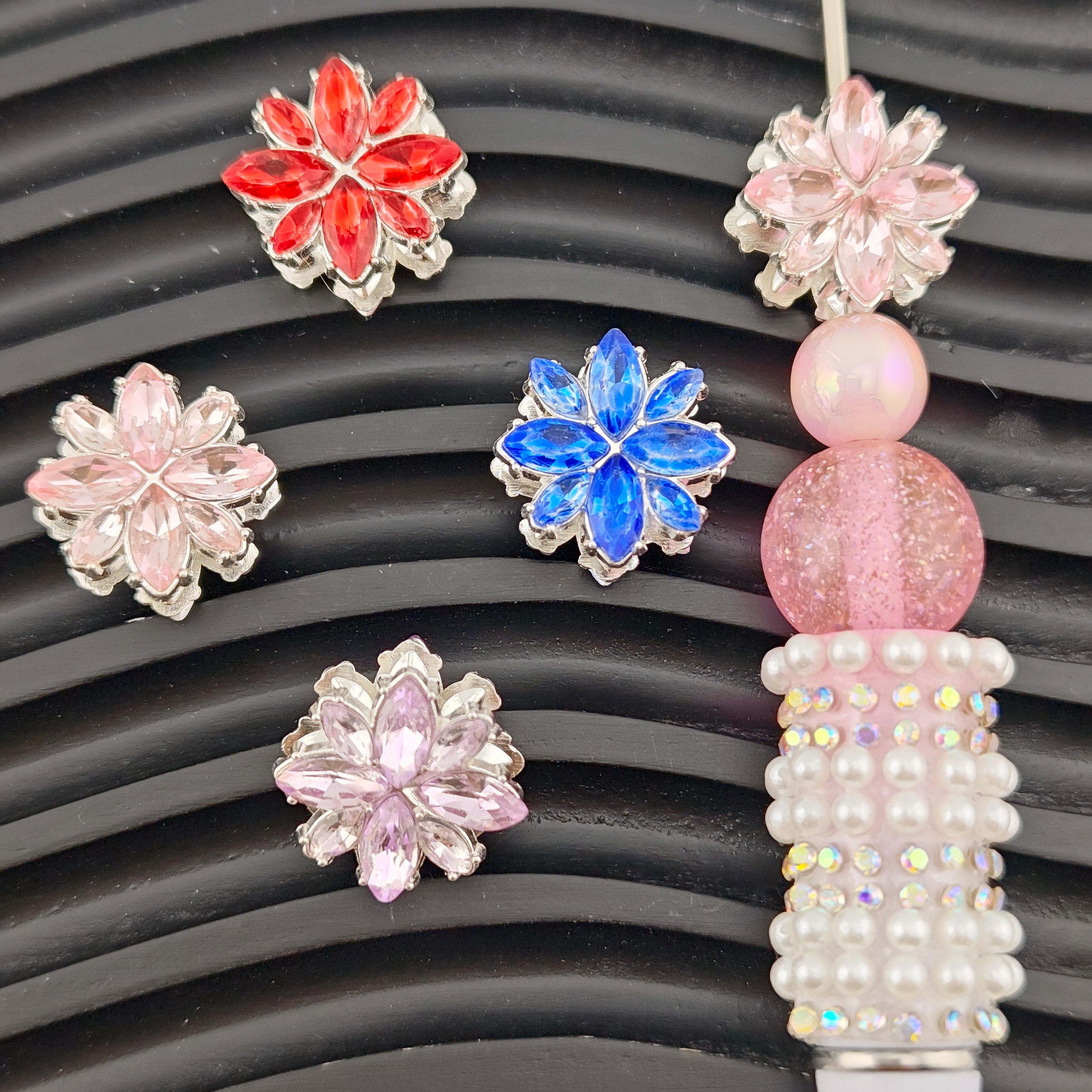 FS2959- 4 Pieces 8 Leaf Crystal Alloy Beads