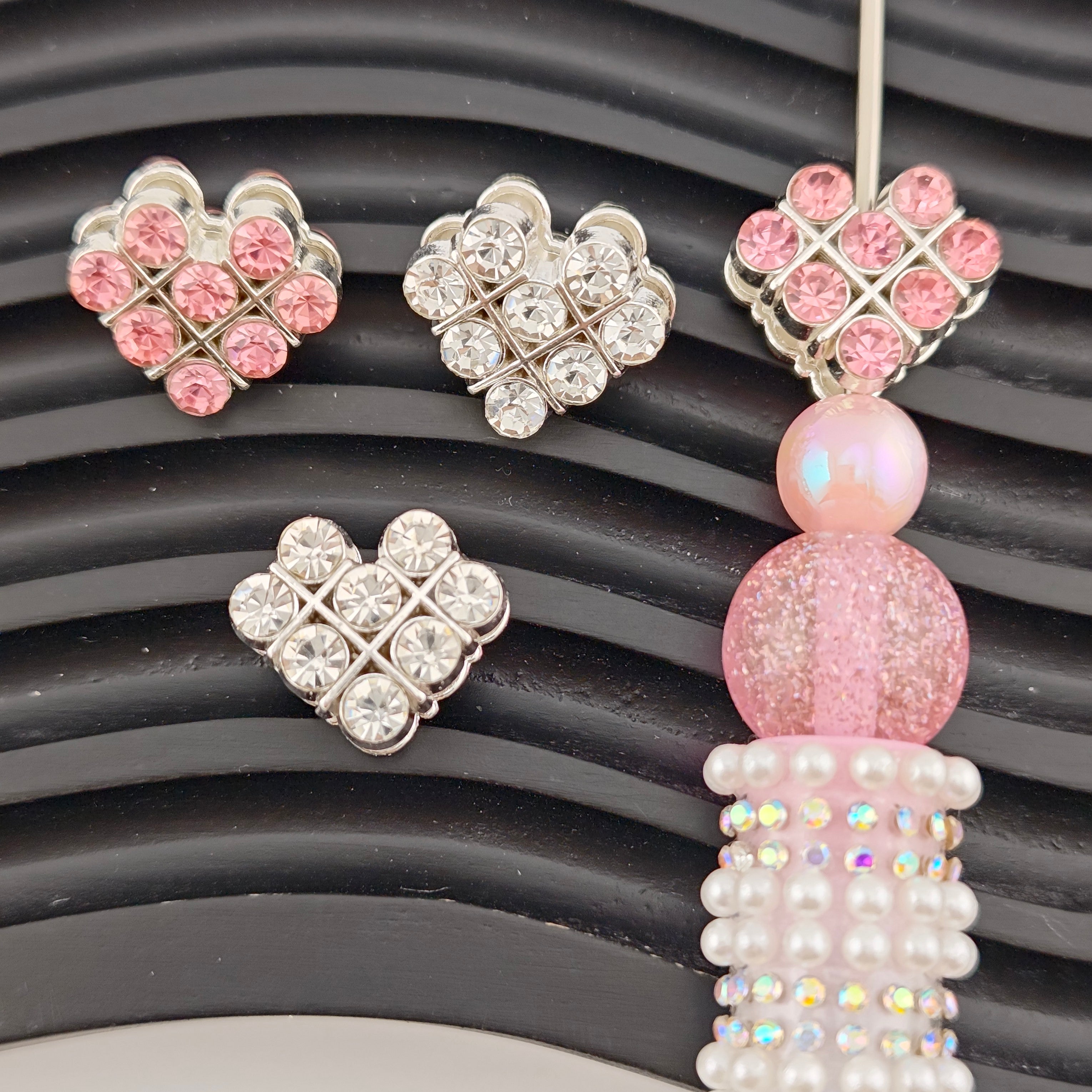 FS2963- 4 Pieces Love Heart Diamonds Alloy Beads